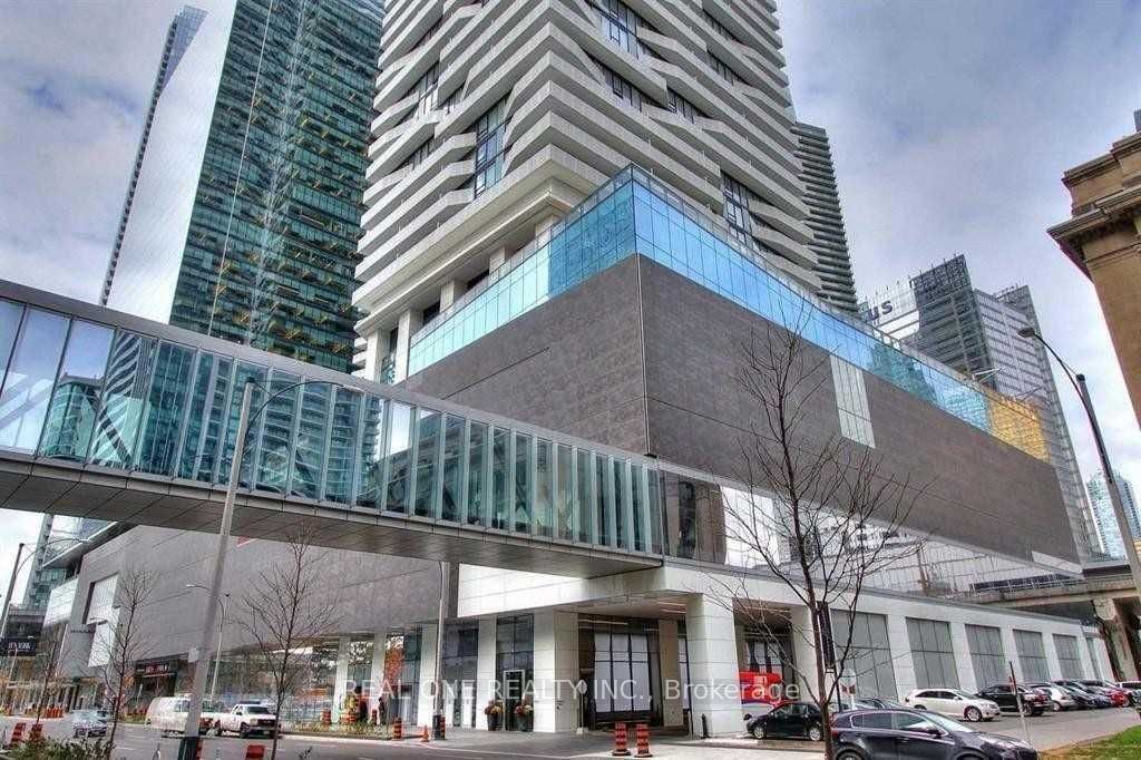 88 Harbour Street 7007, Toronto, ON M5J 0C3 photo 2