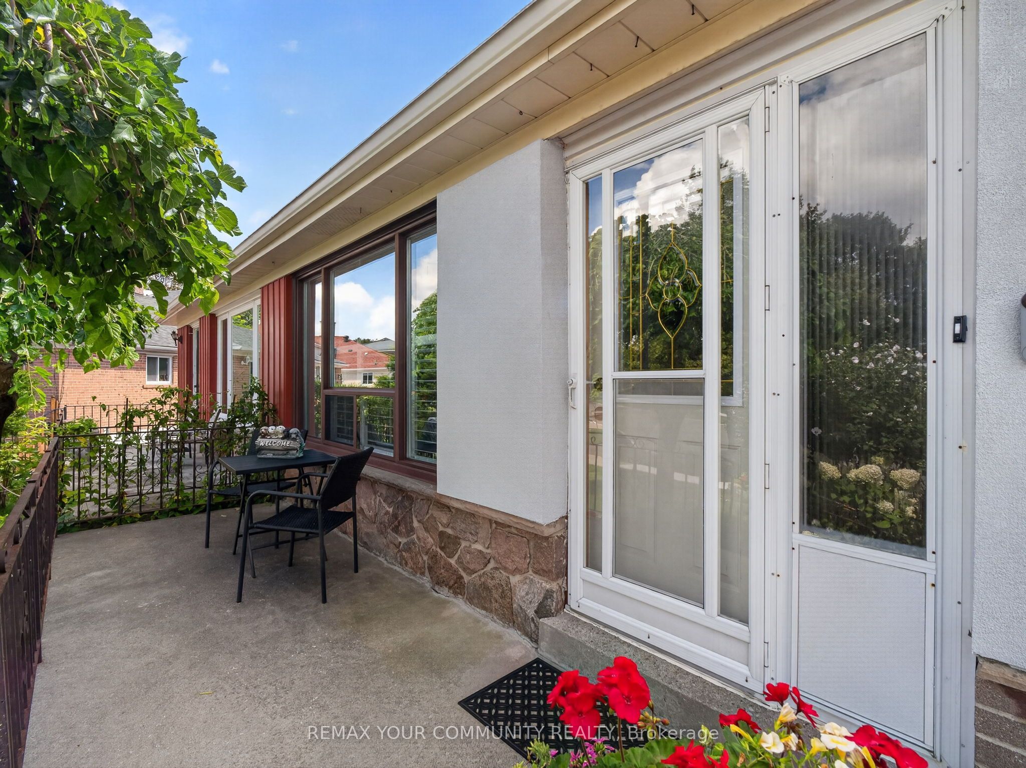 36 Crossbow Crescent, Toronto, ON M2J 3M4 photo 3