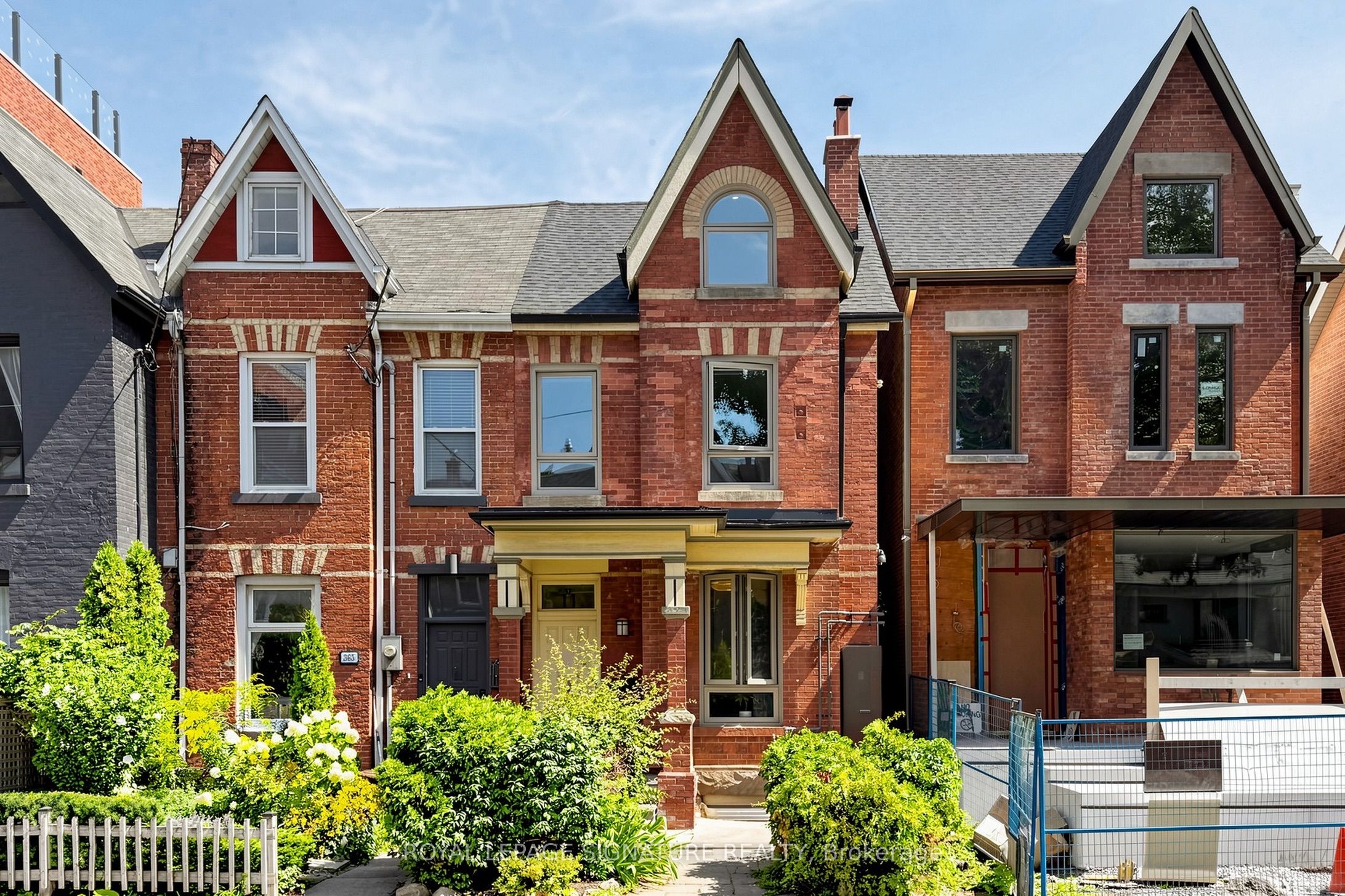 363 Euclid Avenue Upper, Toronto, ON M6J 2K1