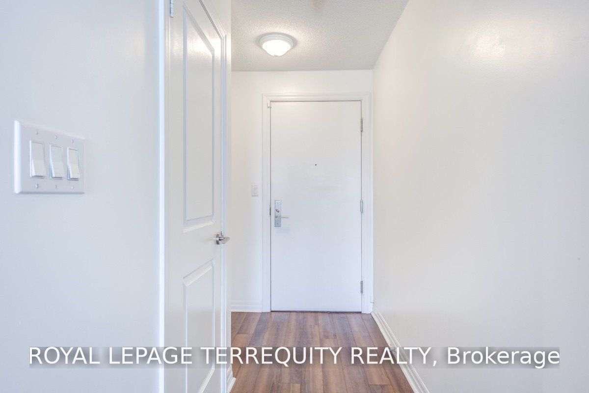 2015 Sheppard Avenue E 3105, Toronto, ON M2J 0B3 photo 2