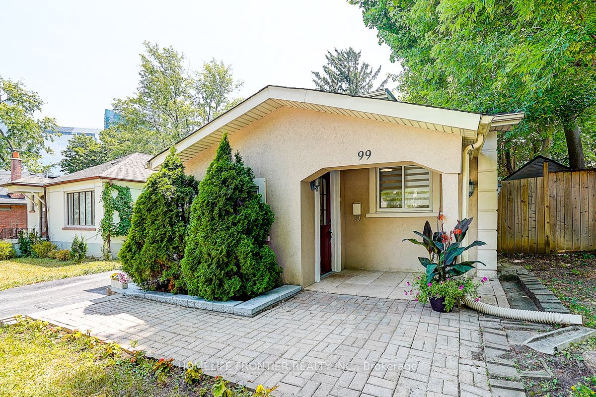 99 Harlandale Avenue, Toronto, ON M2N 1P2
