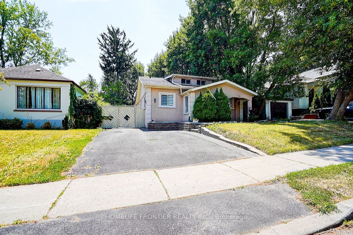 99 Harlandale Avenue, Toronto, ON M2N 1P2 photo 2