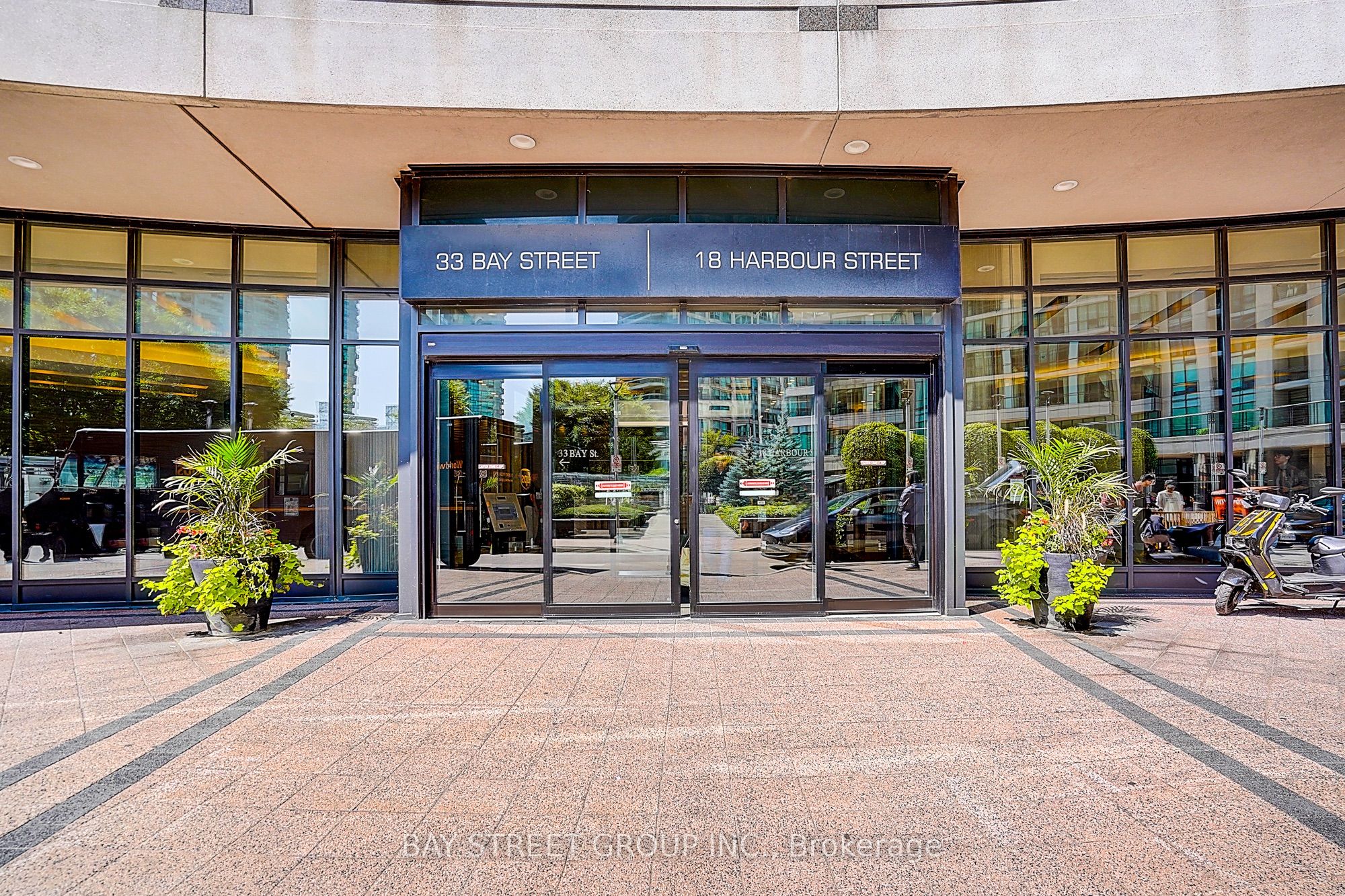 33 Bay Street 3310, Toronto, ON M5J 2Z3 photo 4