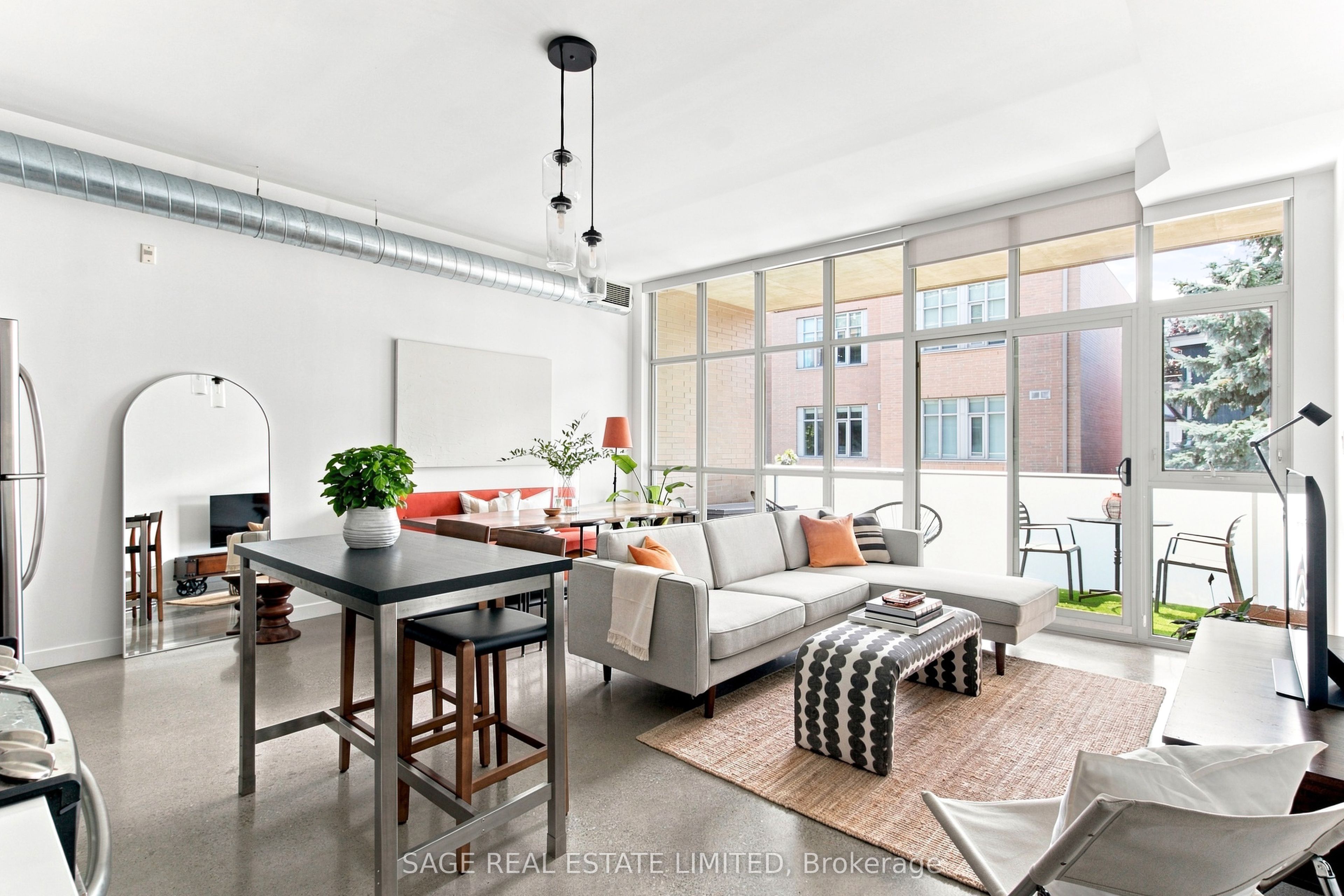 52 Sumach Street 207, Toronto, ON M5A 3J7