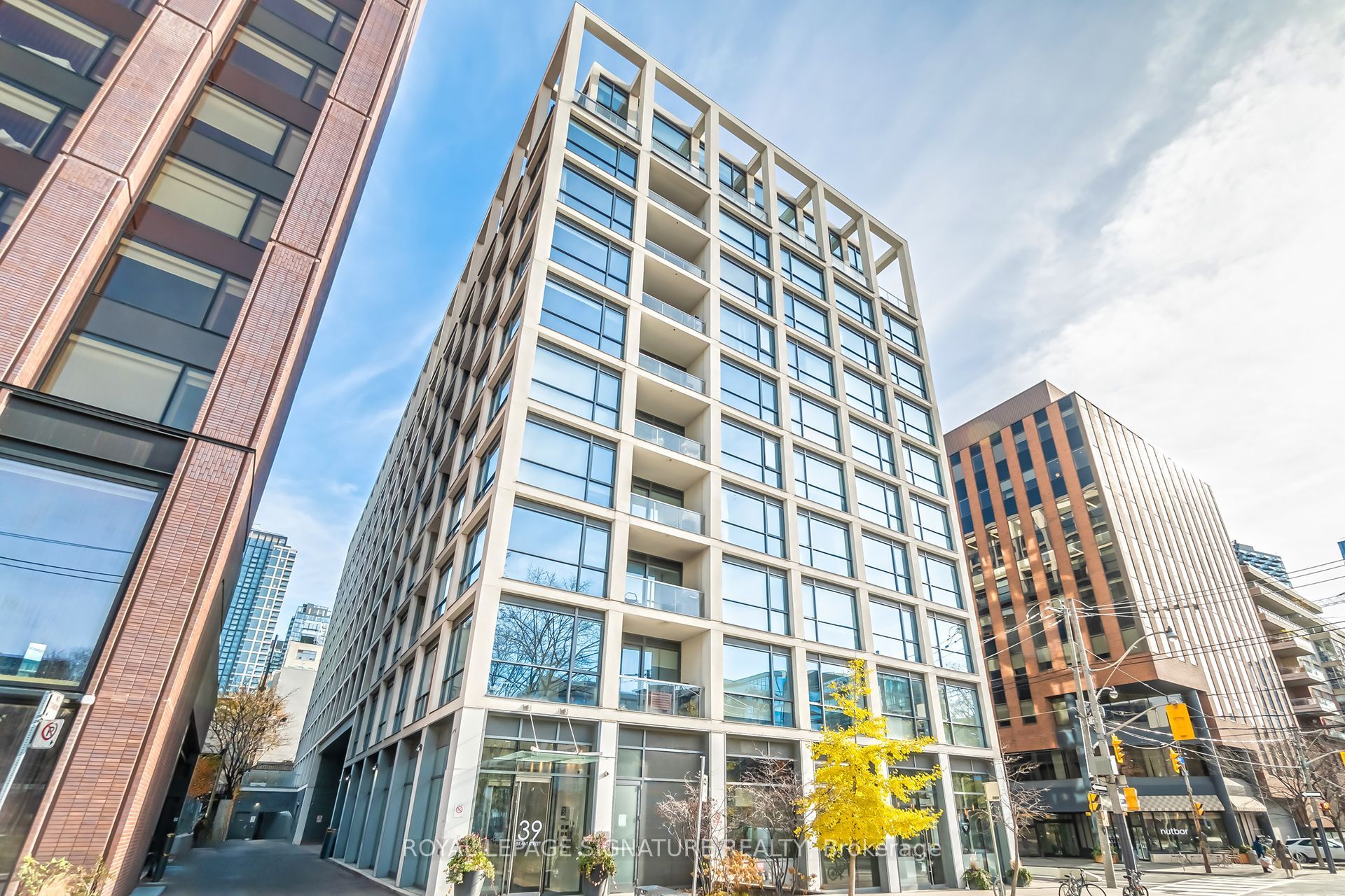 39 Brant Street 603, Toronto, ON M5V 0M8