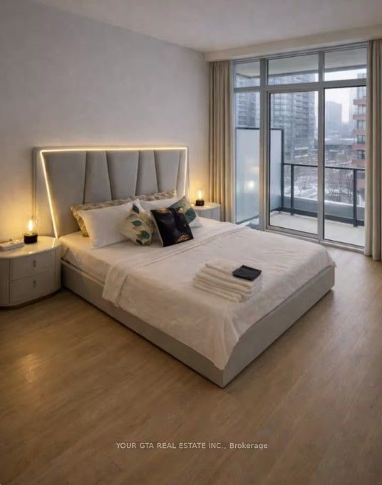 3 Concord Cityplace Way, Toronto, ON M5V 0X4 photo 5