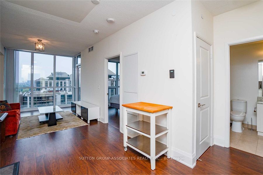 88 Sheppard Avenue E 1710, Toronto, ON M2N 0G9 photo 5