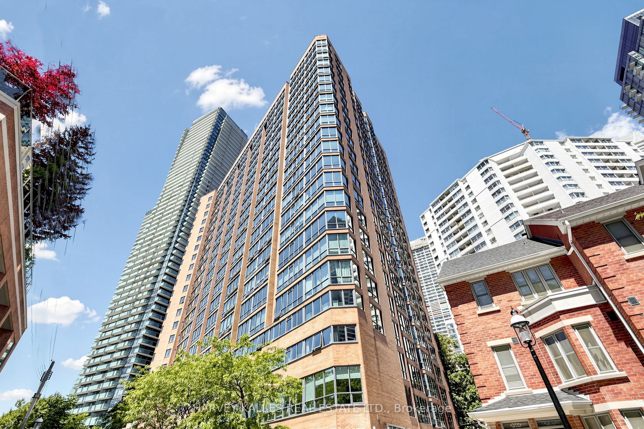 1055 Bay Street 408, Toronto, ON M5S 3A3