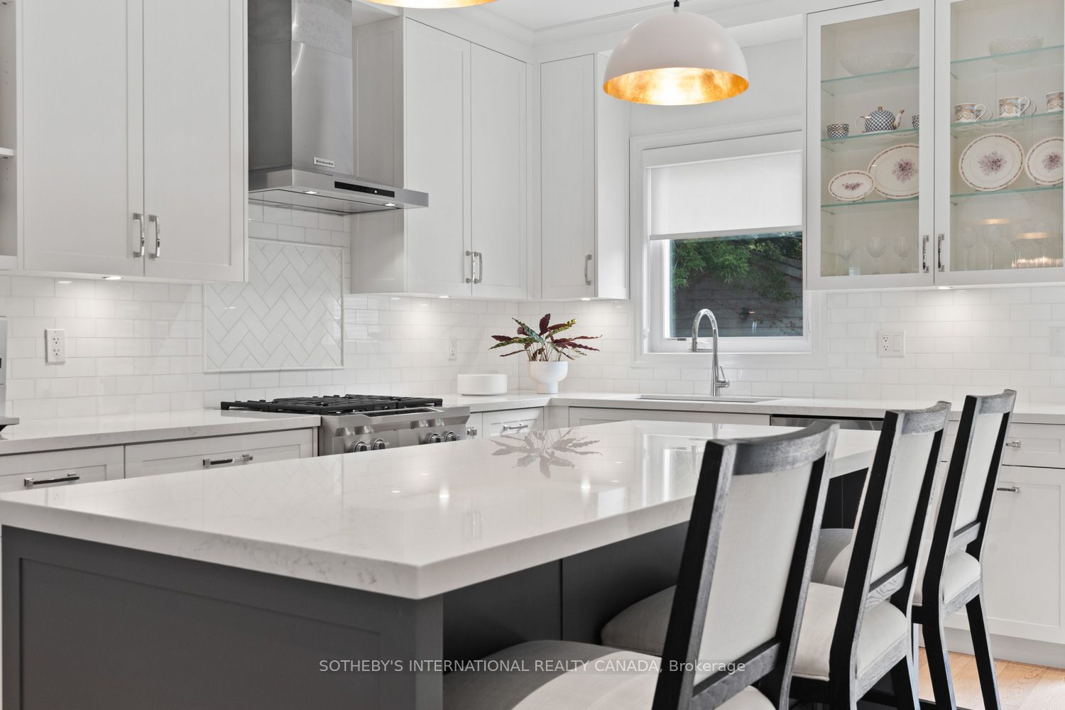 177 Arlington Avenue, Toronto, ON M6C 2Z4 photo 3