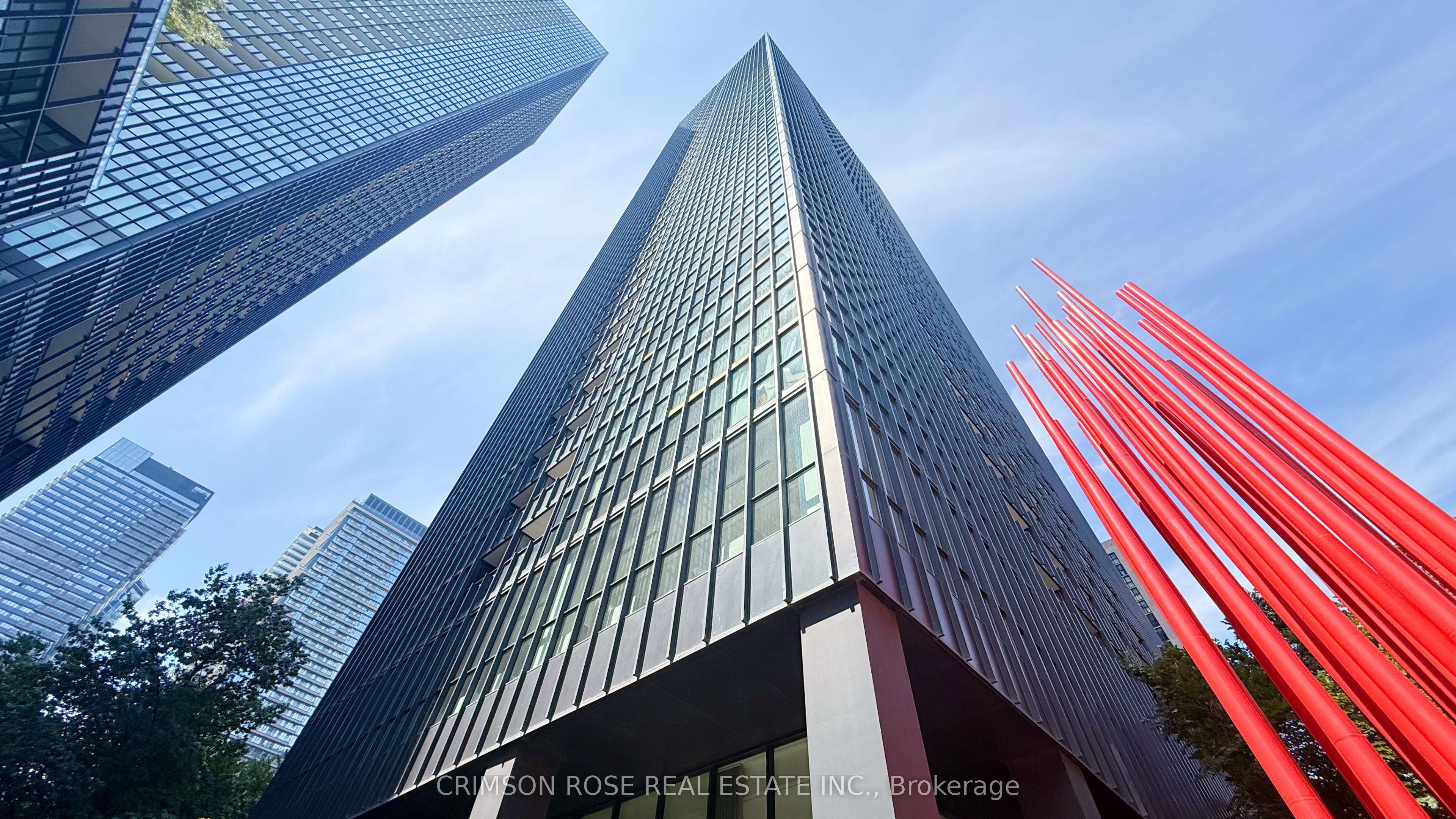 110 Charles Street E 3808, Toronto, ON M4Y 1T5 photo 2