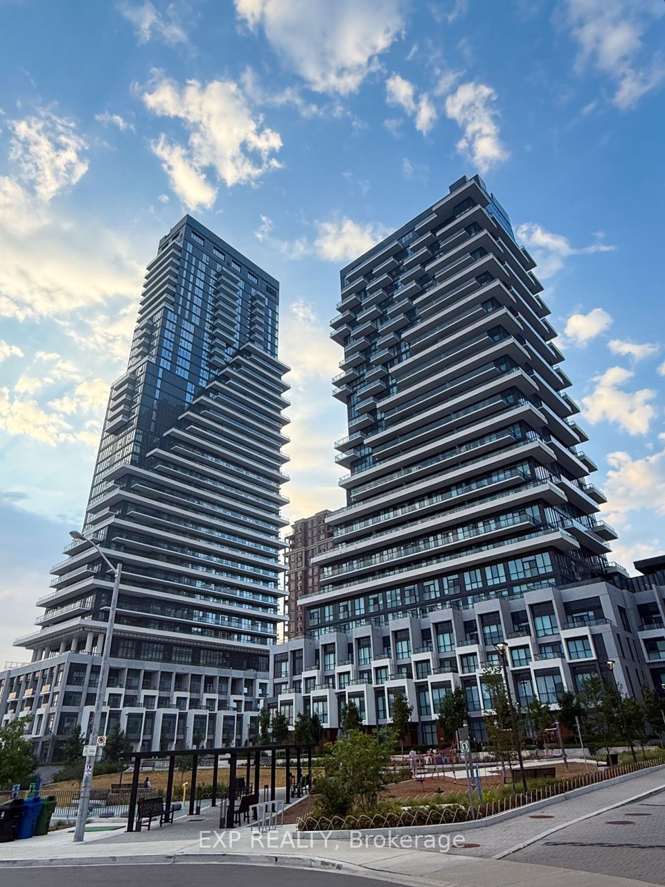 30 Inn on the Park Drive 3104, Toronto, ON M3C 0P7