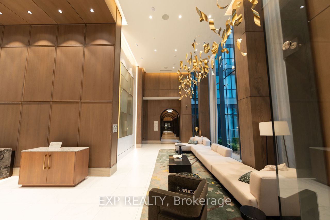 30 Inn on the Park Drive 3104, Toronto, ON M3C 0P7 photo 5