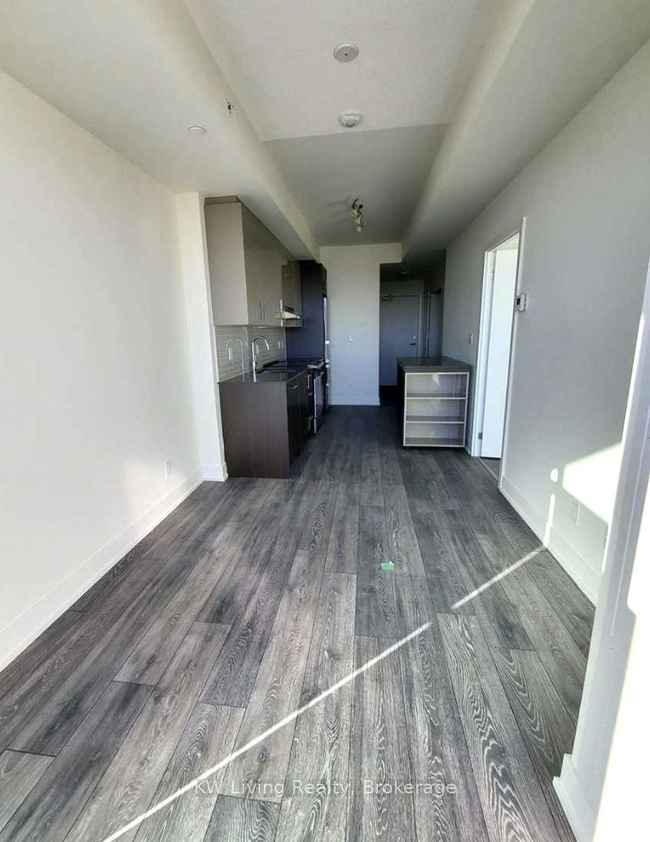180 Fairview Mall Drive 1211, Toronto, ON M2J 0G4 photo 5