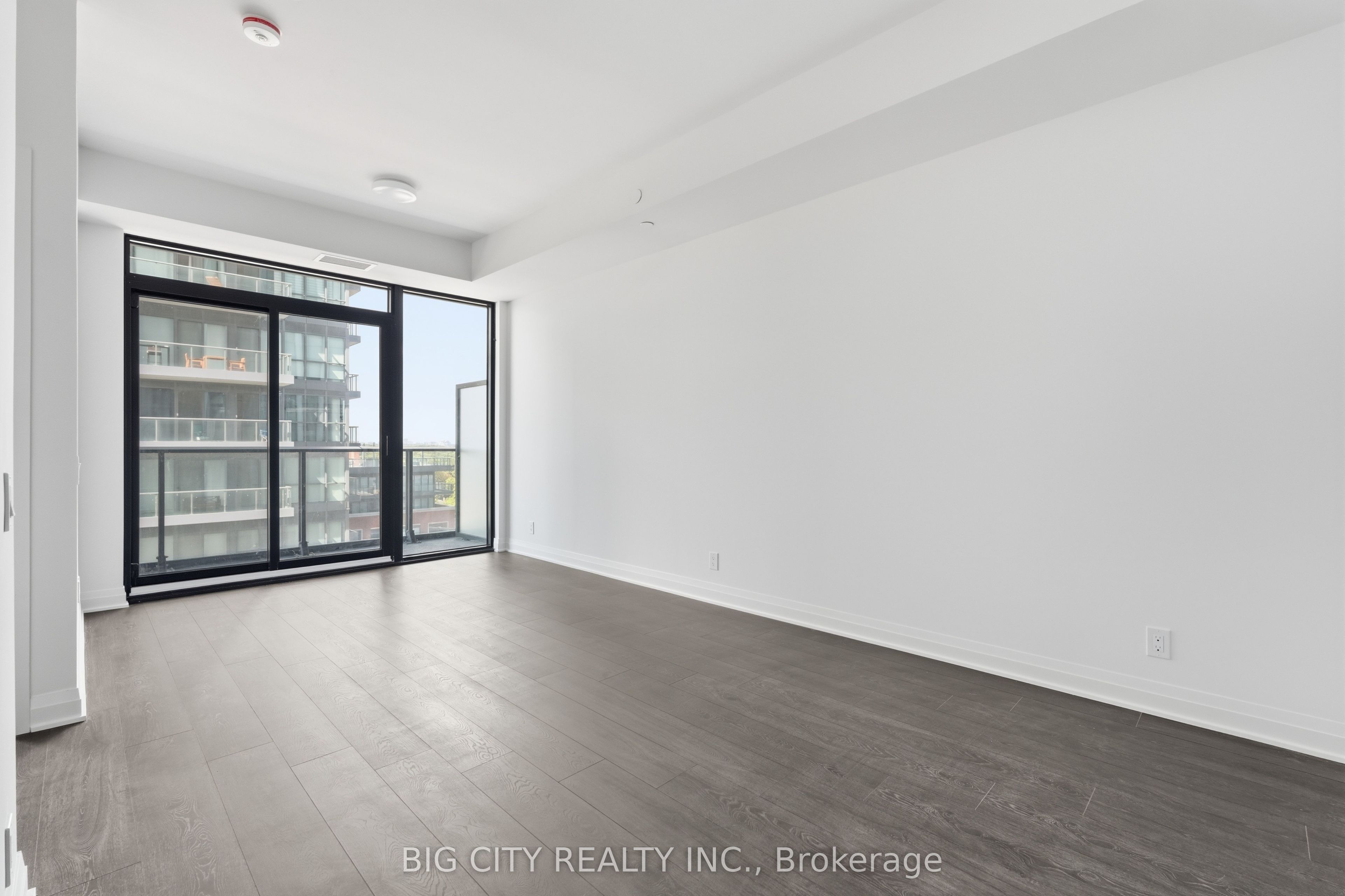 25 Frederick Todd Way 1005, Toronto, ON M4G 0C9 photo 4