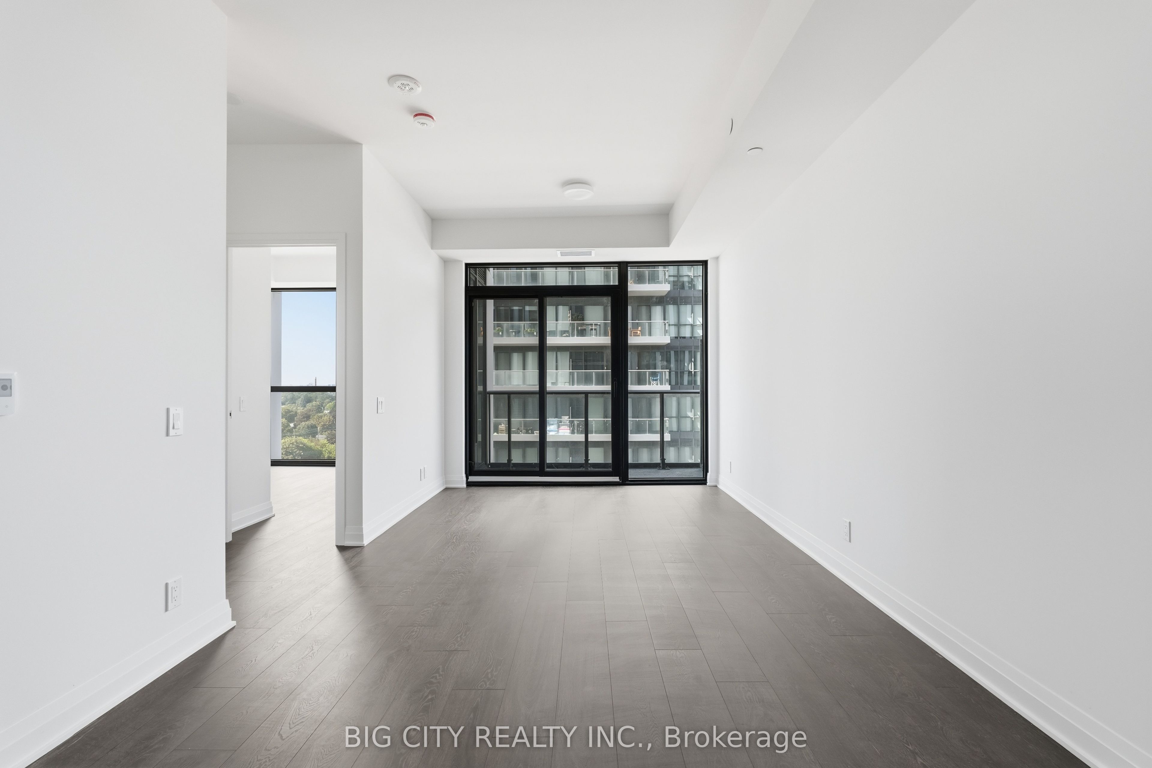 25 Frederick Todd Way 1005, Toronto, ON M4G 0C9 photo 5