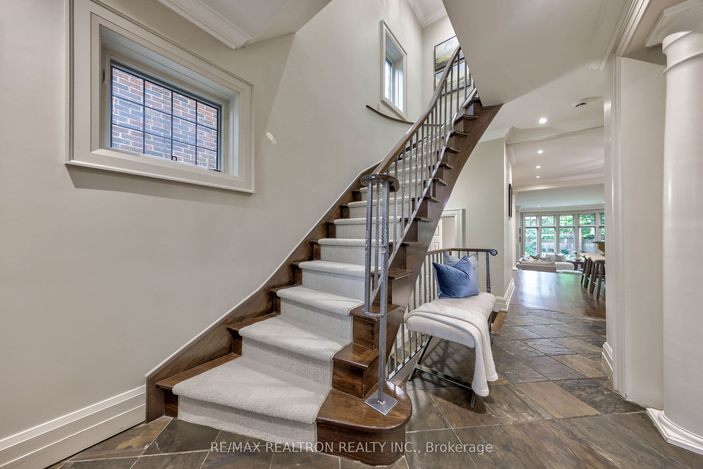 43 Joicey Boulevard, Toronto, ON M5M 2S8 photo 2