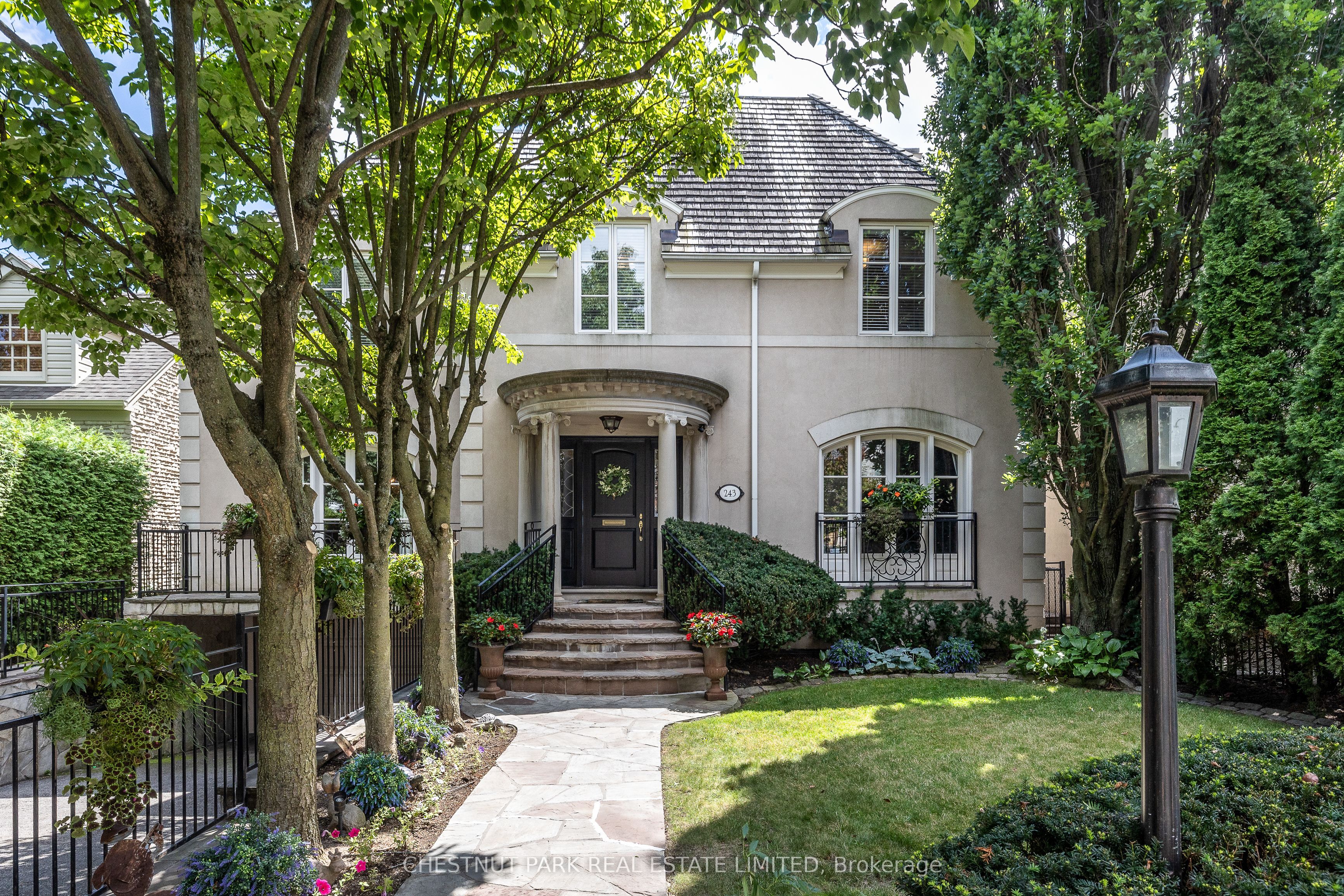 243 Dawlish Avenue, Toronto, ON M4N 1J2