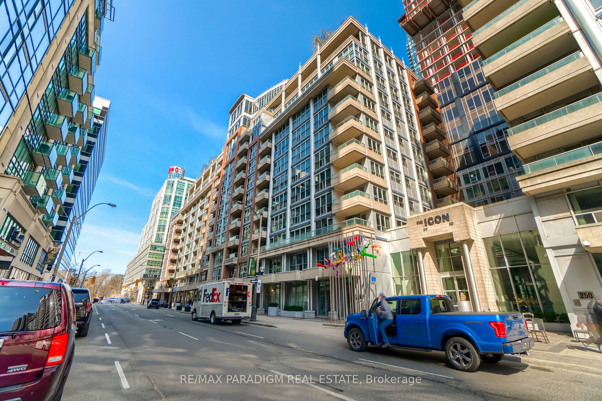 270 Wellington Street W 213, Toronto, ON M5V 3P5 photo 2