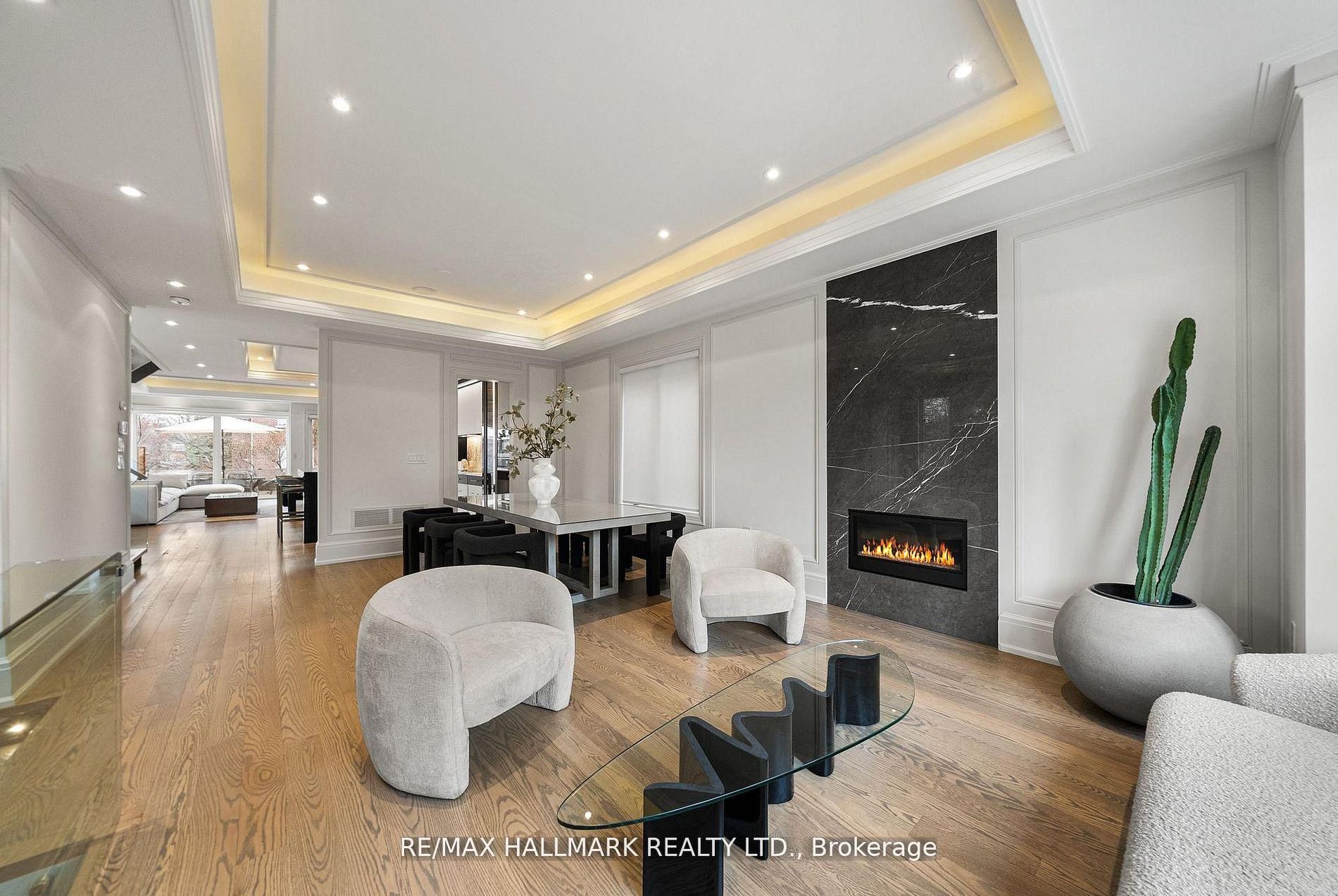 210 Horsham Avenue, Toronto, ON M2N 2A5 photo 3