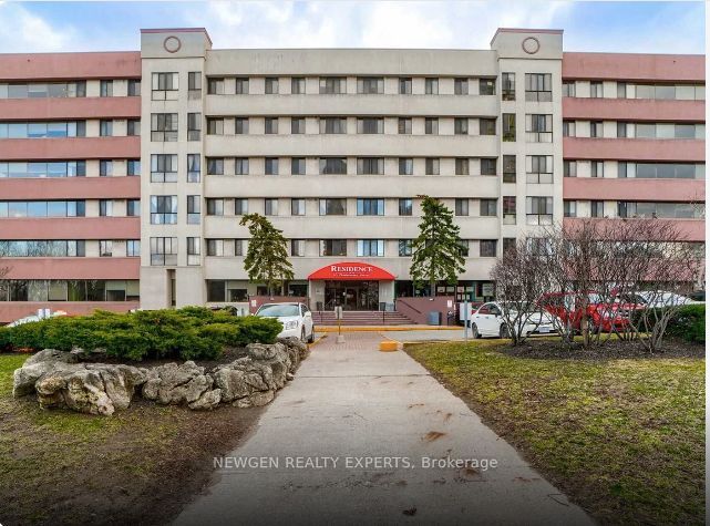 10 Gateway Boulevard, Toronto, ON M3C 3A1