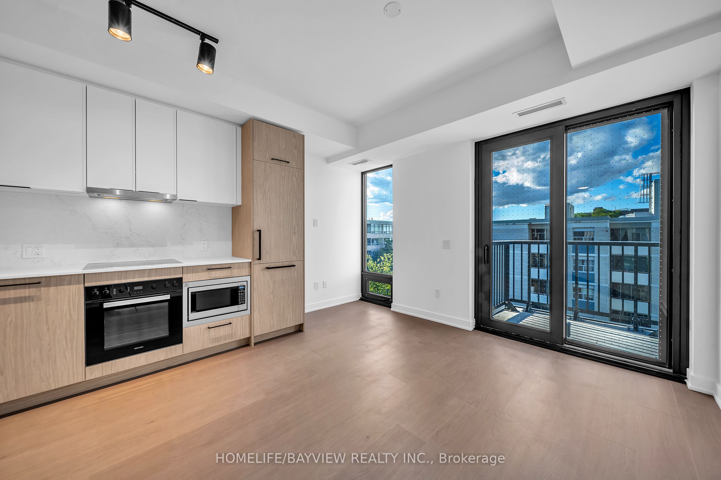 91 montclair Avenue 711, Toronto, ON M5P 0B1 photo 4