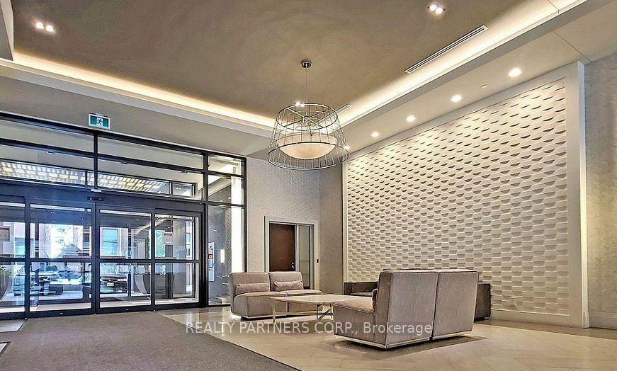 460 Adelaide Street E 1508, Toronto, ON M5A 0E7 photo 4