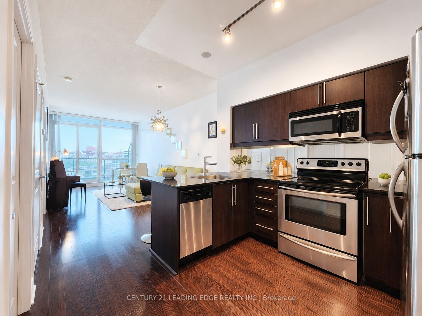 2885 Bayview Avenue 404, Toronto, ON M2N 3B4
