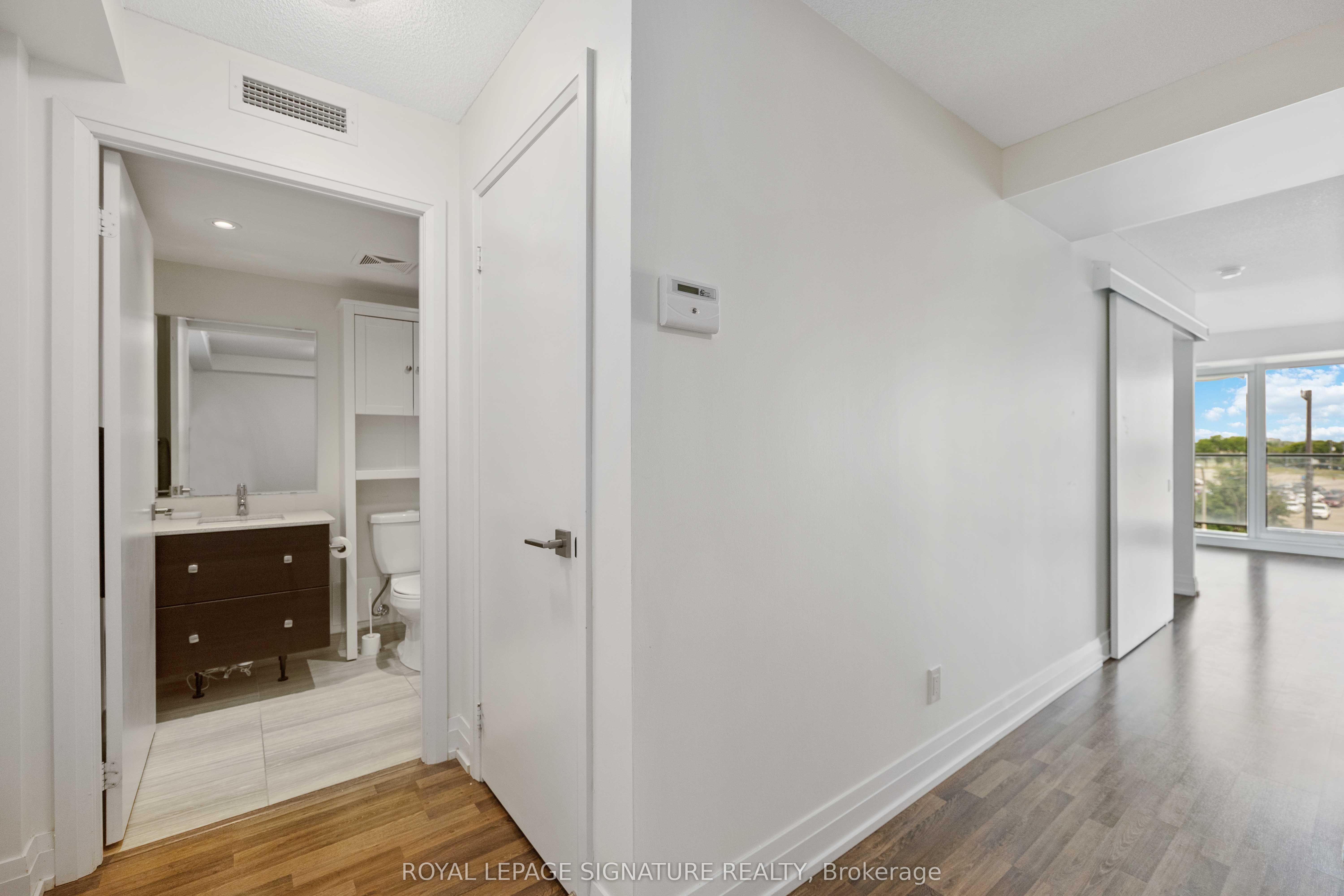 565 Wilson Avenue W311, Toronto, ON M3H 0C6 photo 4