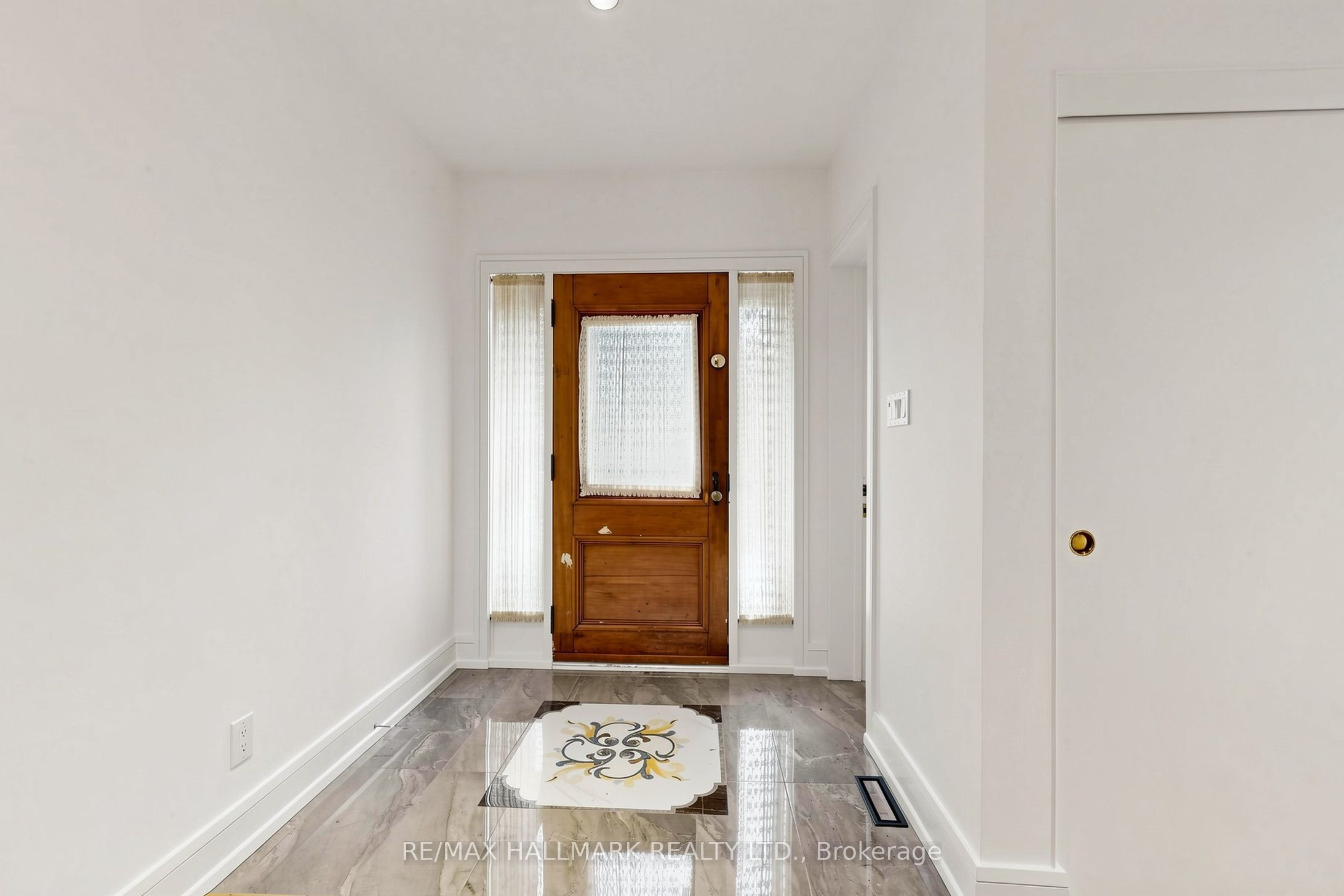 40 Donino Avenue, Toronto, ON M4N 2W7 photo 4