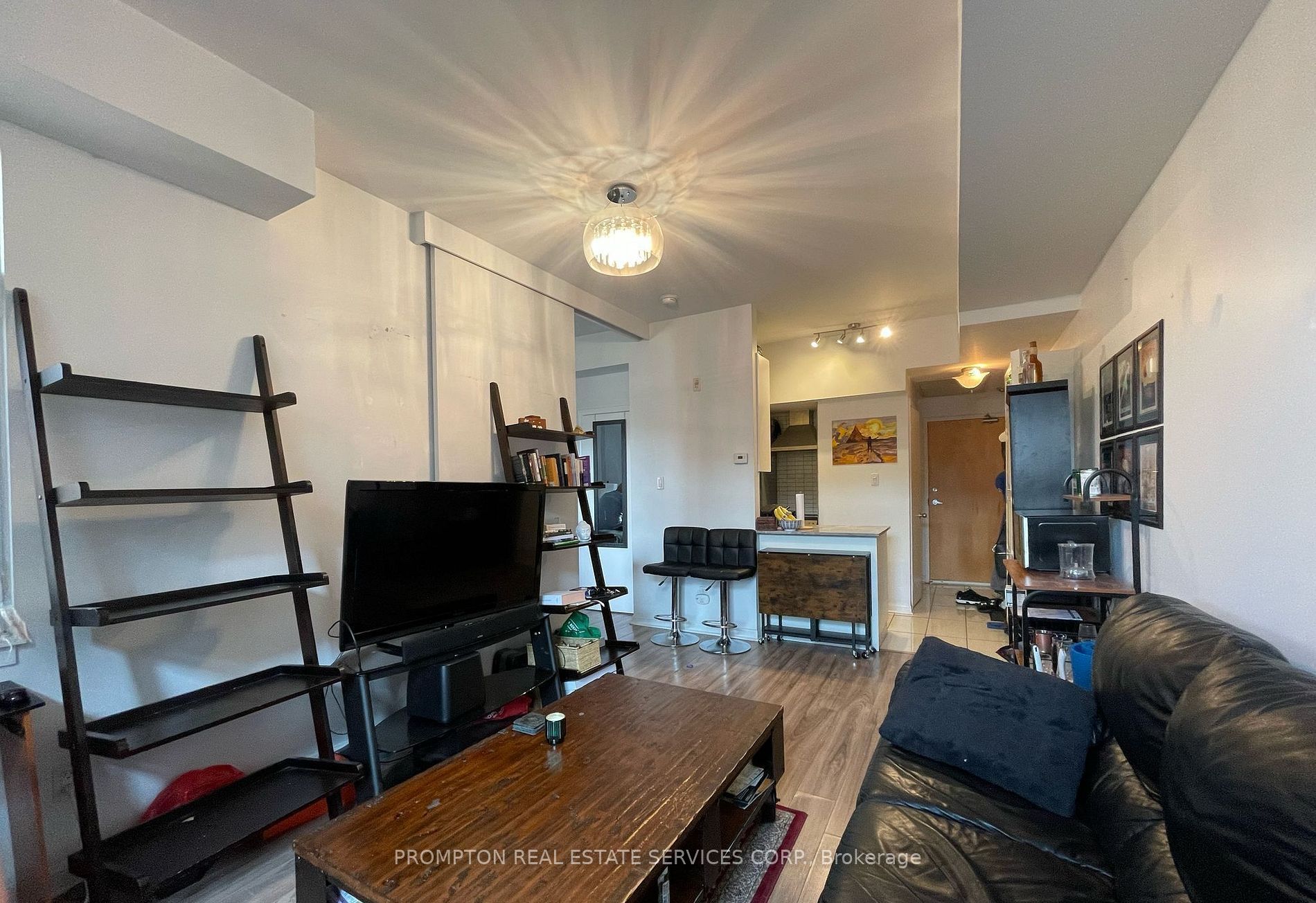 550 Front Street W 419, Toronto, ON M5V 3N5 photo 3