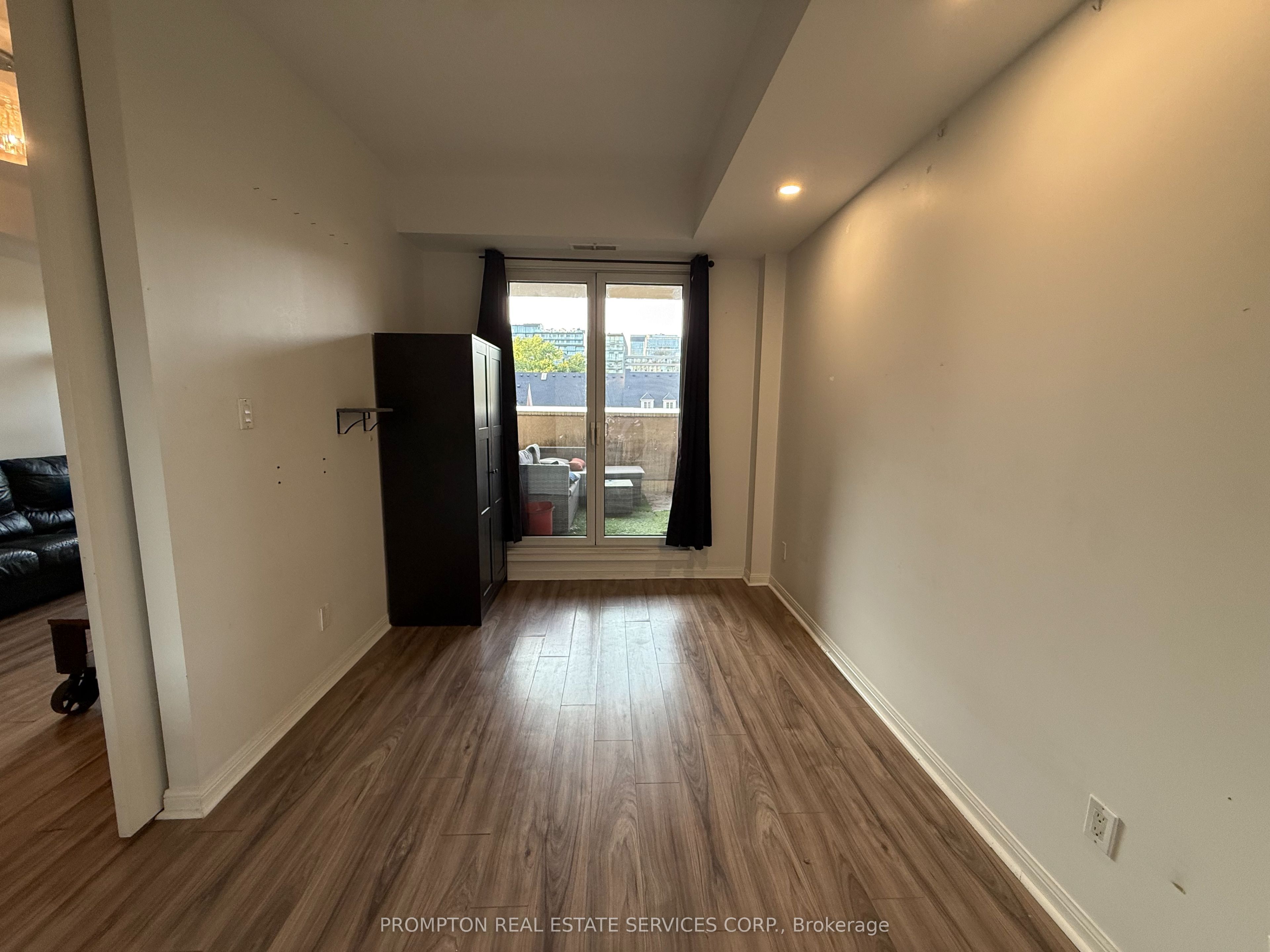 550 Front Street W 419, Toronto, ON M5V 3N5 photo 5