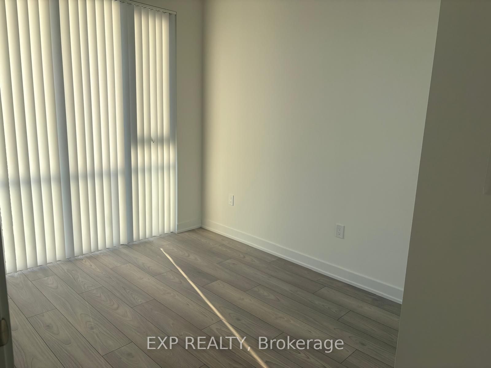 5858 Yonge Street 2702, Toronto, ON M2M 0C6 photo 3