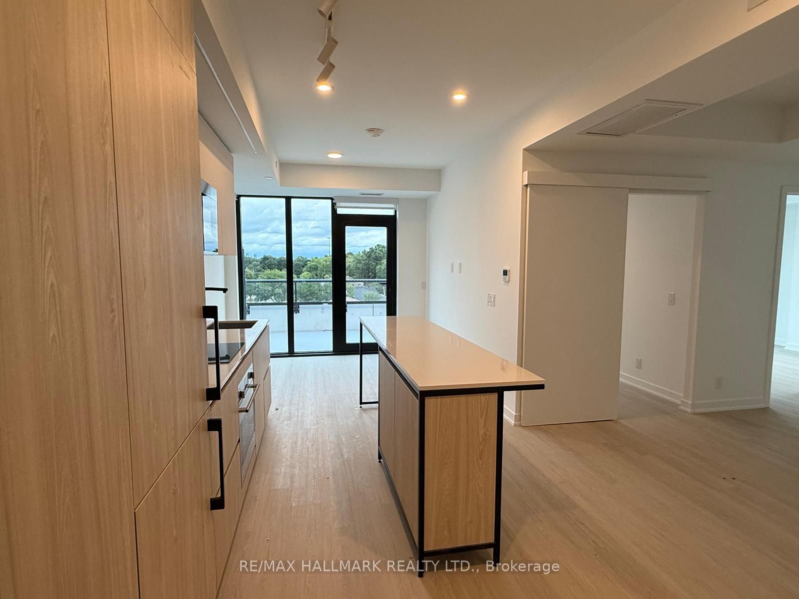 699 Sheppard Avenue E 607, Toronto, ON M2K 0J5 photo 3