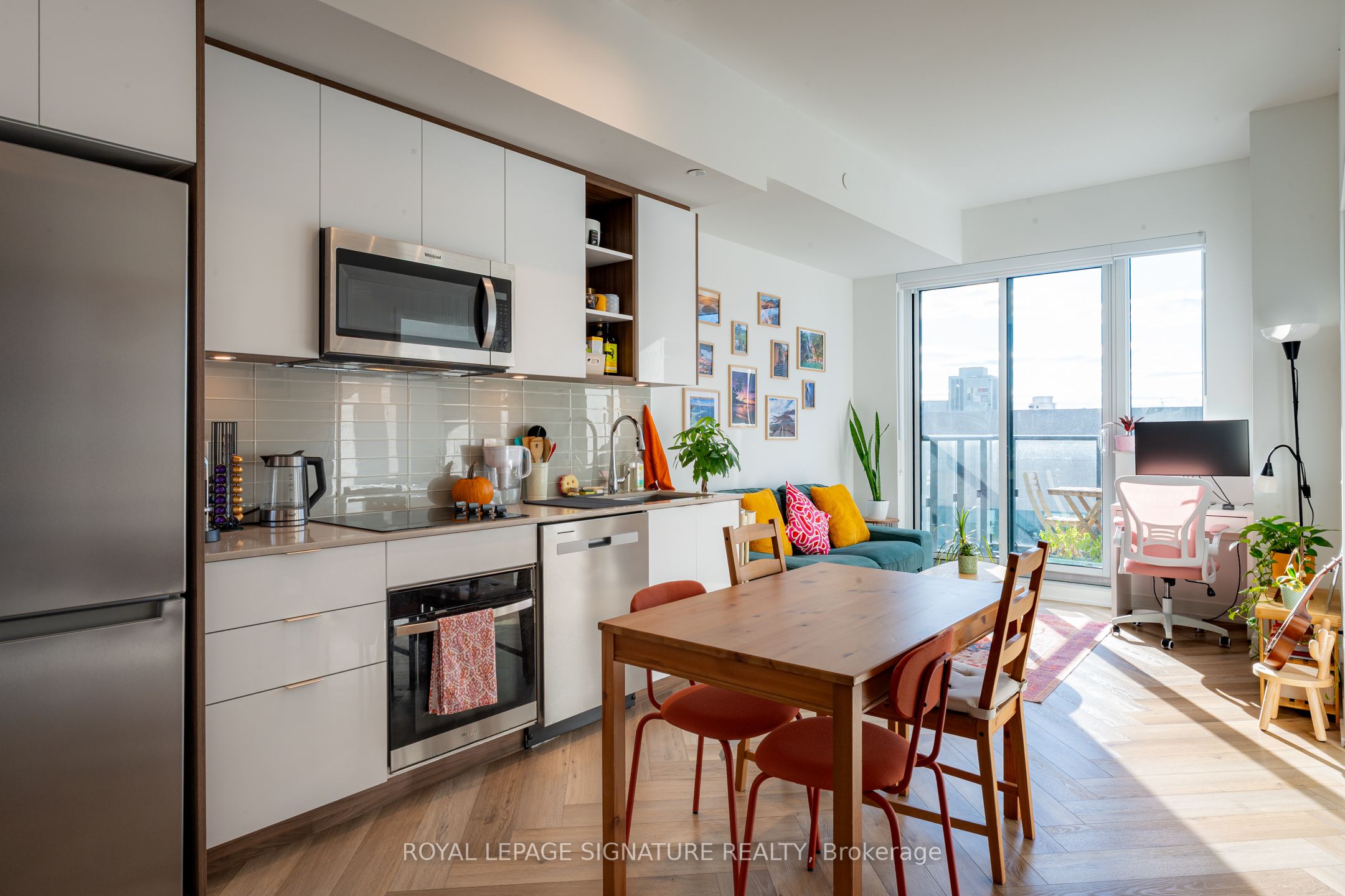 543 Richmond Street W PH14, Toronto, ON M5V 0W9