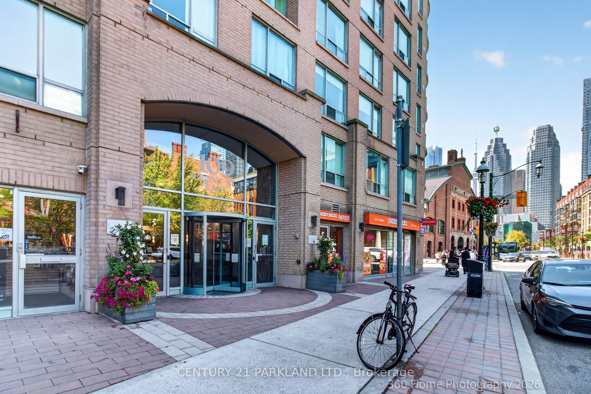 109 Front Street E 609, Toronto, ON M5A 4P7