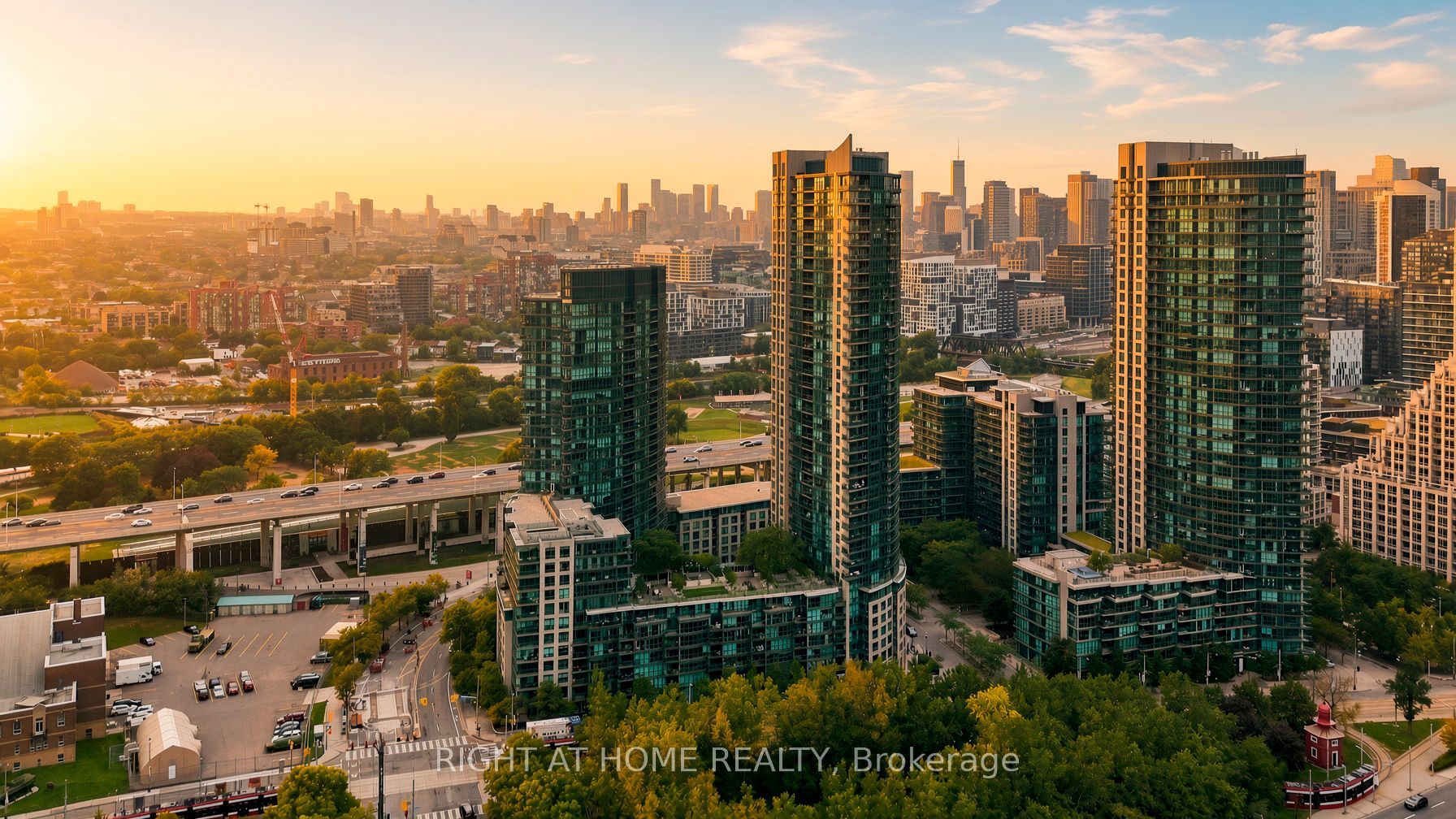 231 Fort York Boulevard 321, Toronto, ON M5V 1B2