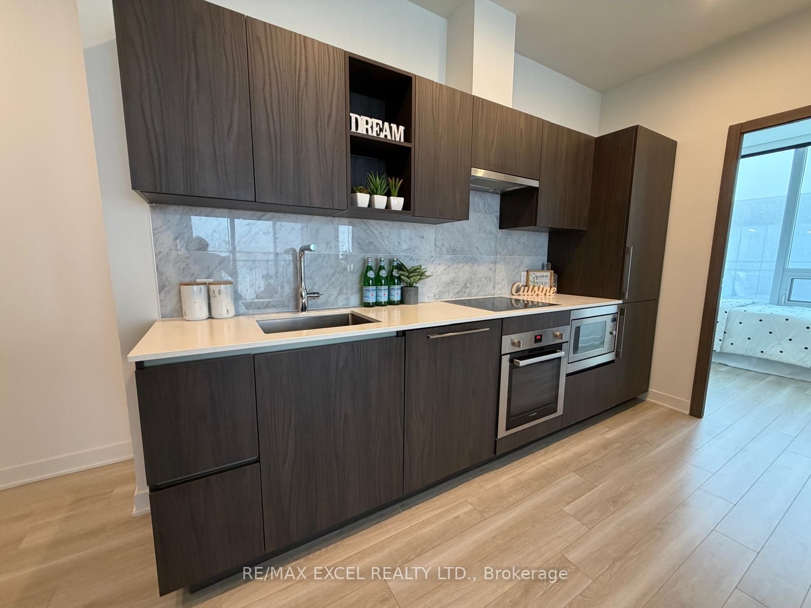 17 Bathurst Street 4606, Toronto, ON M5V 0N1 photo 5