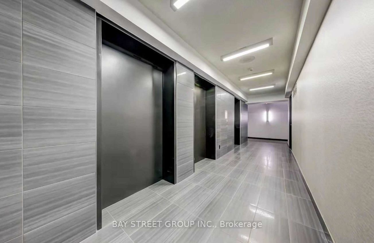 210 Victoria Street 2006, Toronto, ON M5B 2R3 photo 4