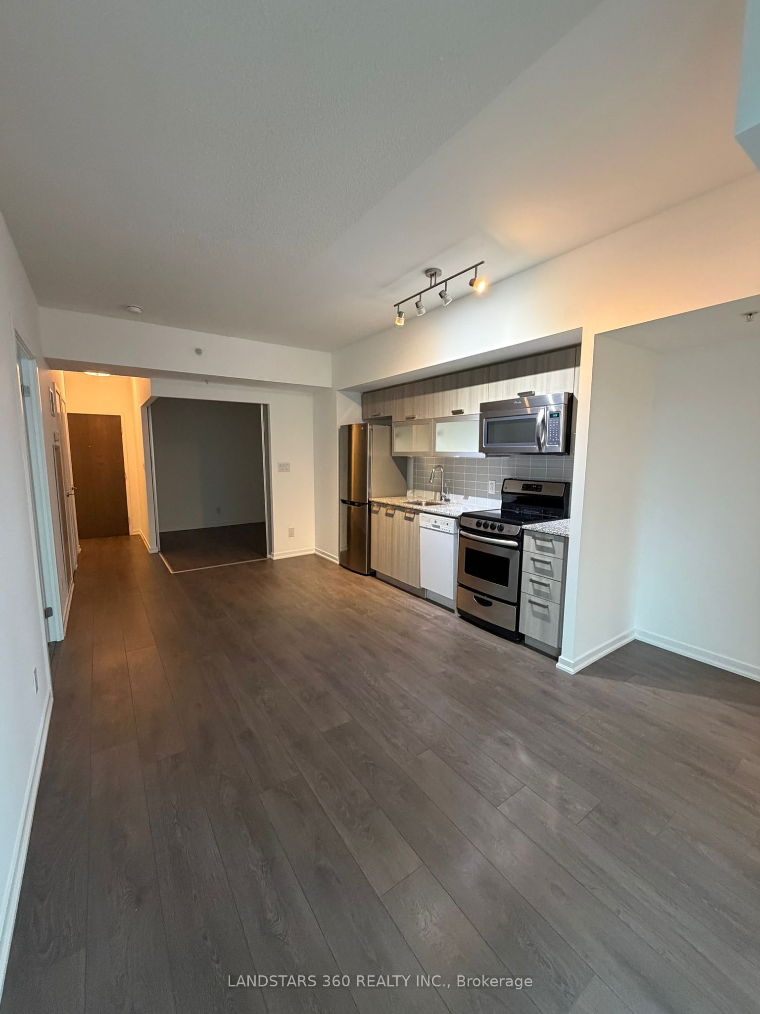 68 Abell Street 823, Toronto, ON M6J 0B1 photo 2