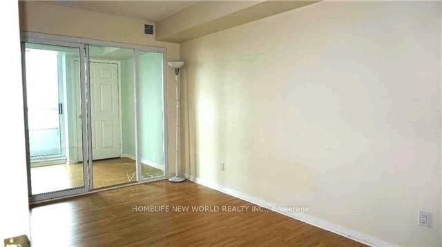 33 Empress Avenue 701, Toronto, ON M2N 6Y7 photo 4
