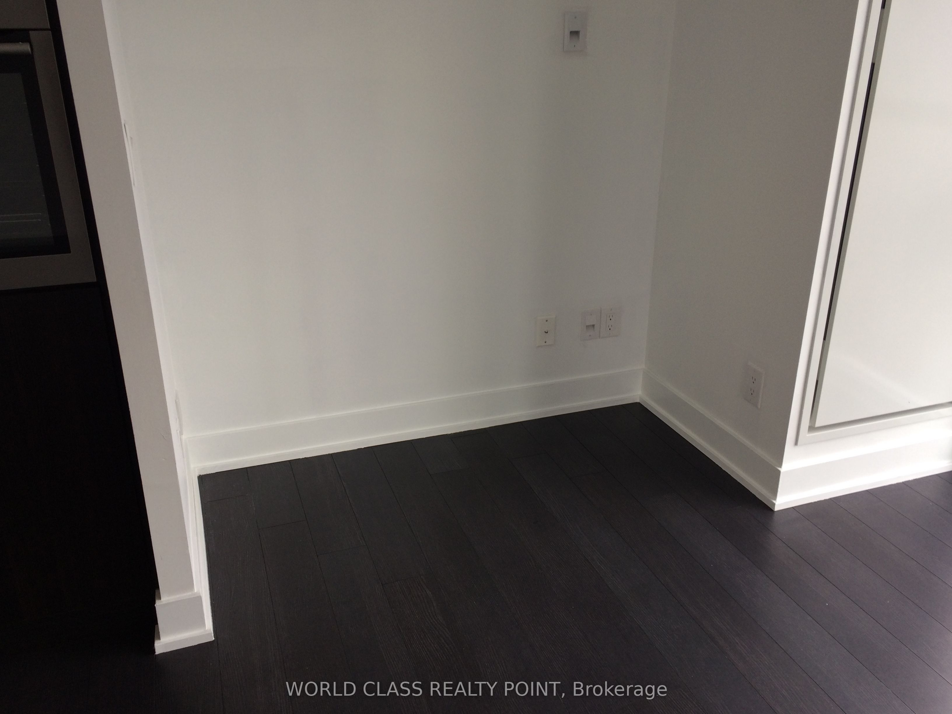 318 Richmond Street W 1906, Toronto, ON M5V 0B4 photo 3