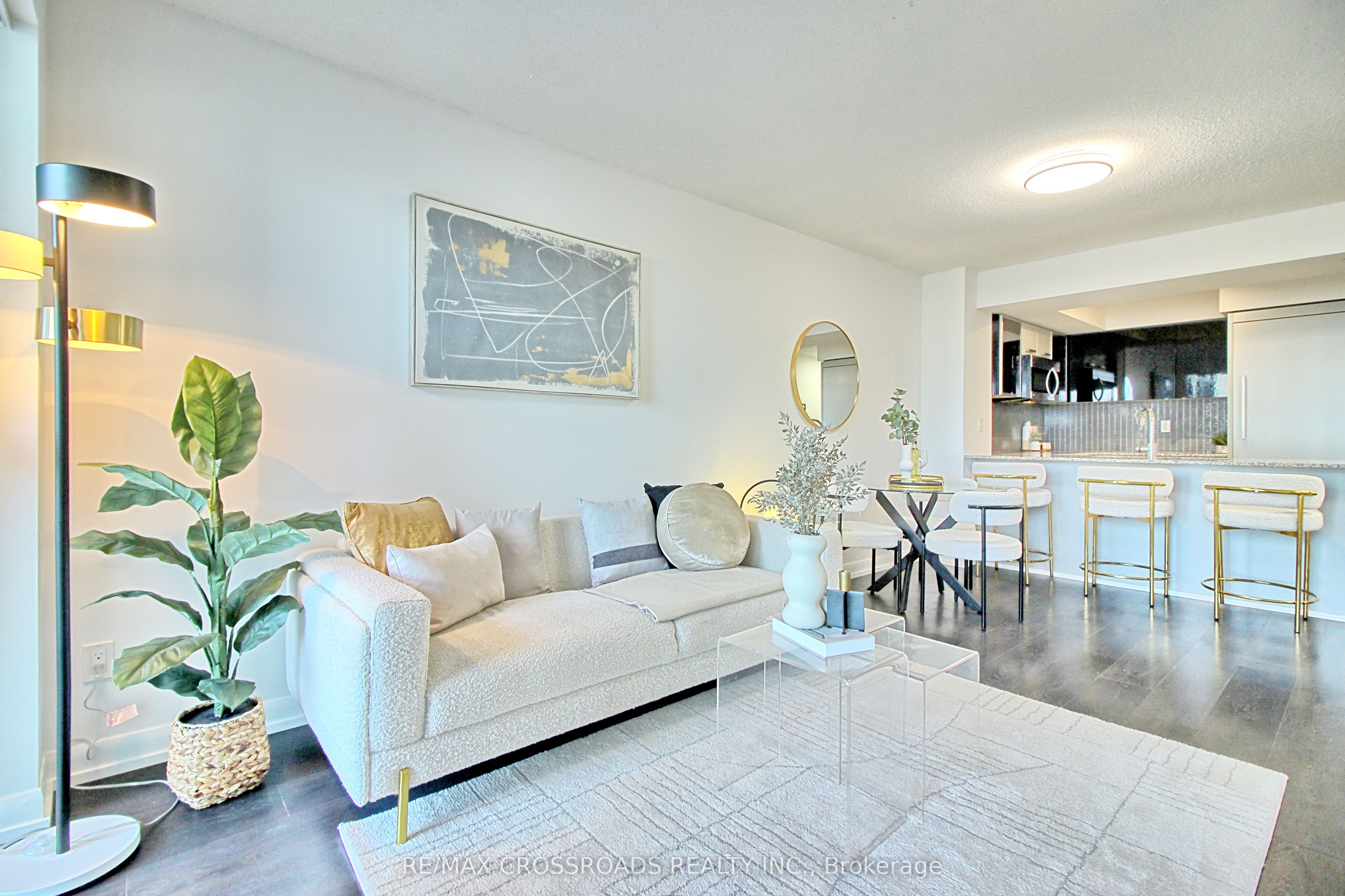5162 Yonge Street 1106, Toronto, ON M2N 0E9 photo 3
