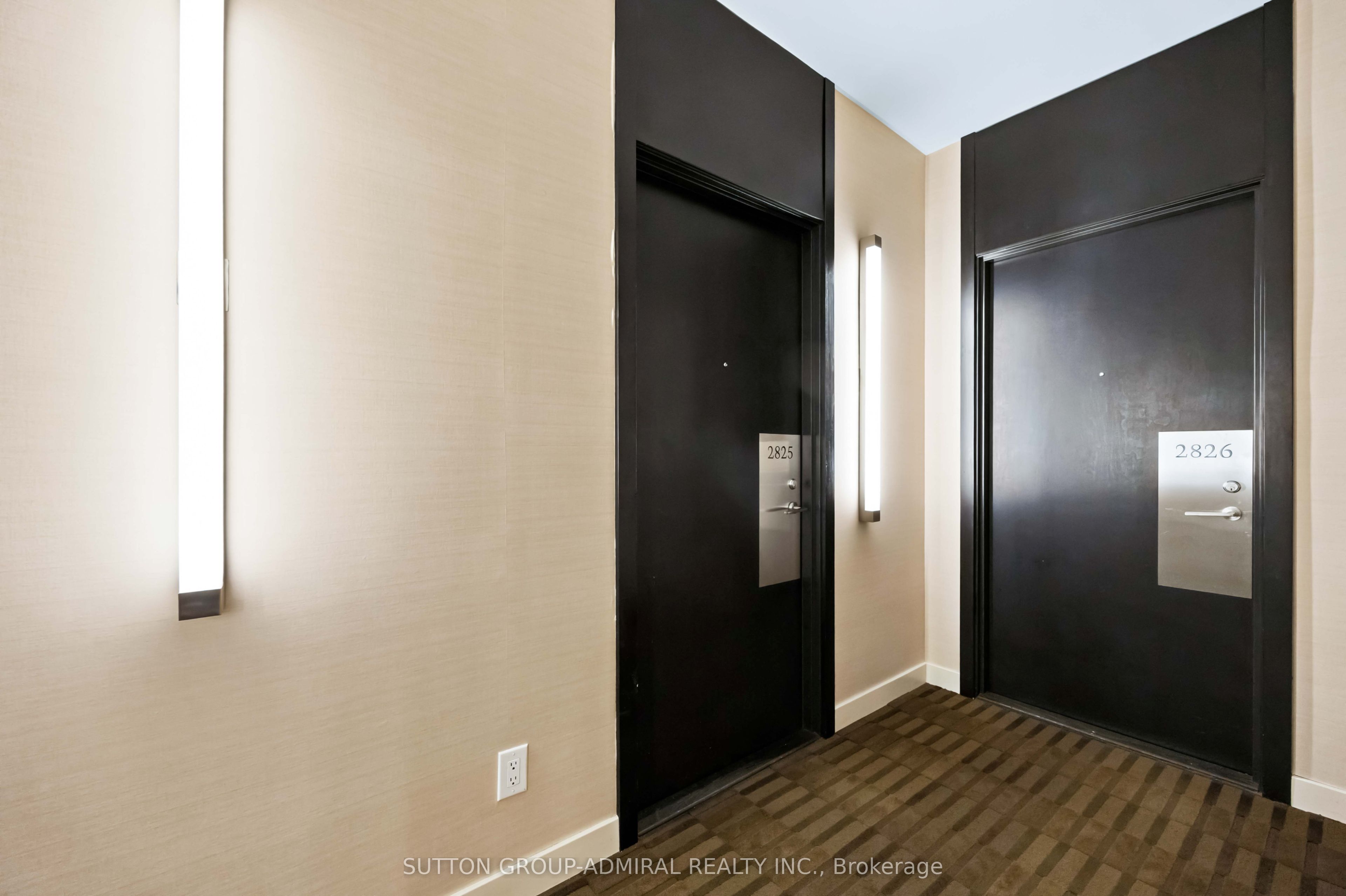 5 Sheppard Avenue E 2825, Toronto, ON M2N 0G4 photo 3