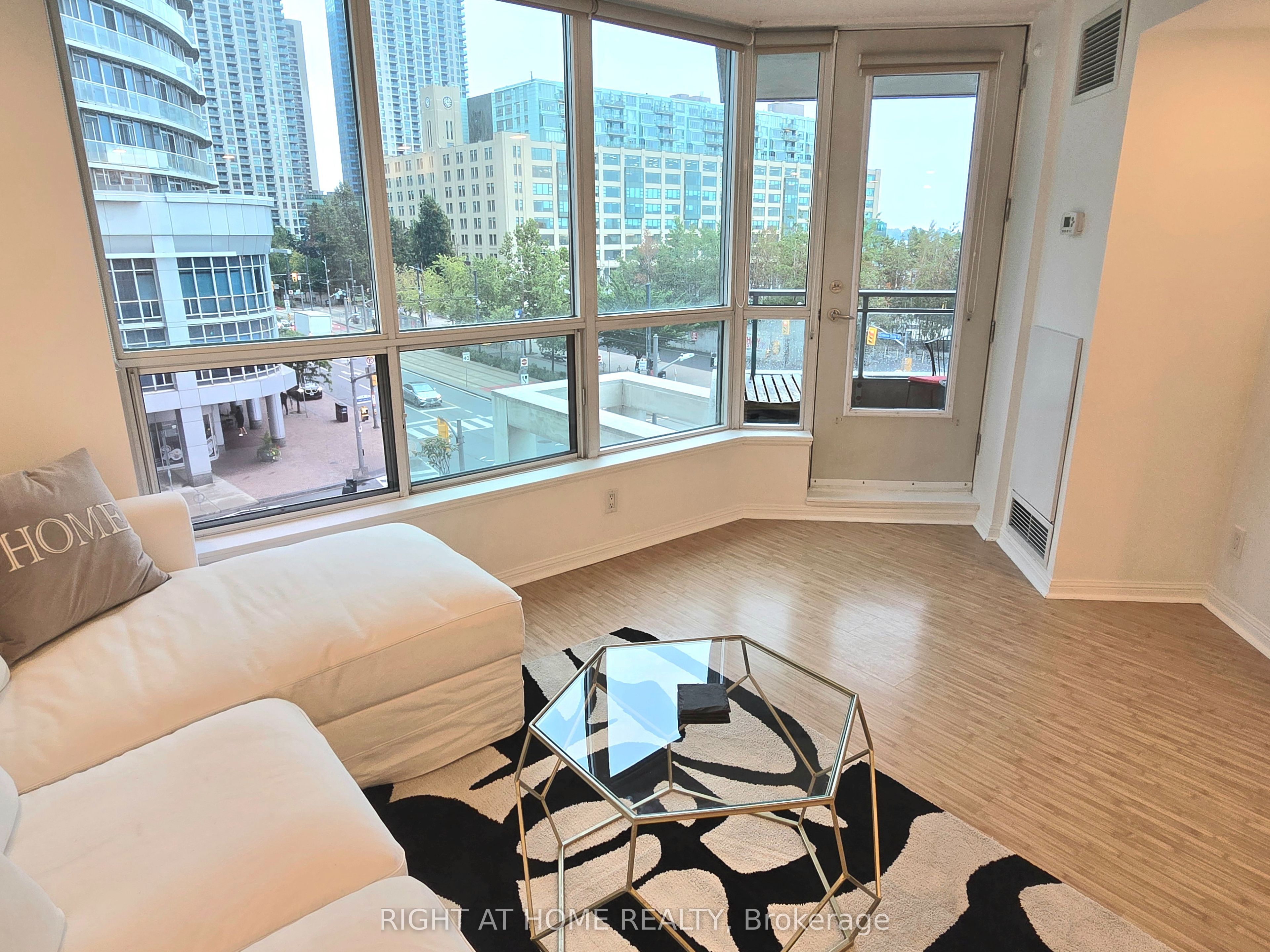 228 Queens Quay W 506, Toronto, ON M5J 2X1 photo 5