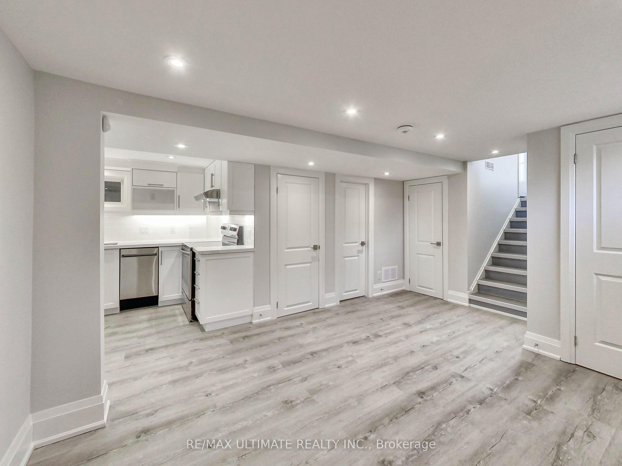 614 Northcliffe Boulevard Lower, Toronto, ON M6E 3L9