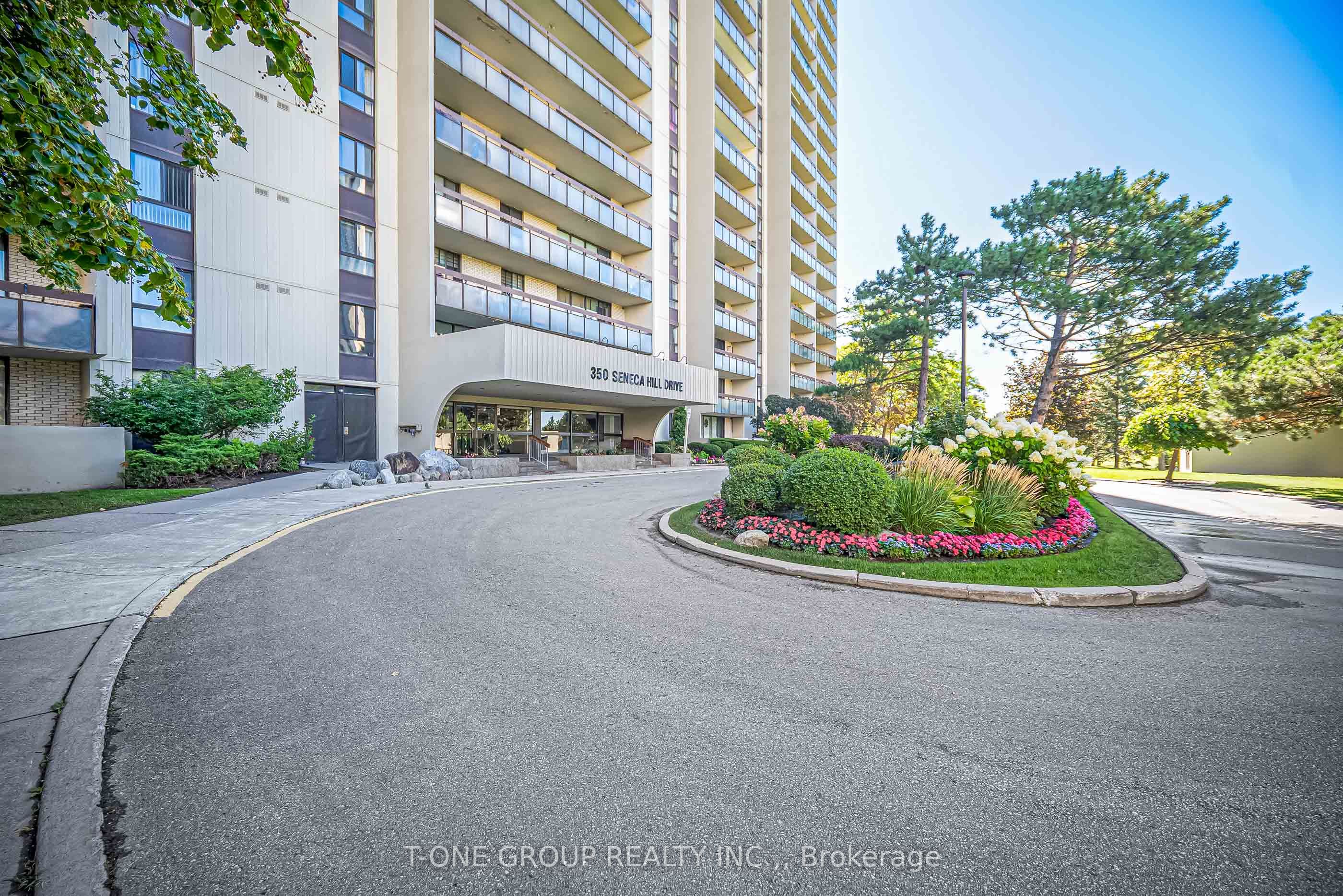 350 Seneca Hill Drive 1511, Toronto, ON M2J 4S7 photo 4