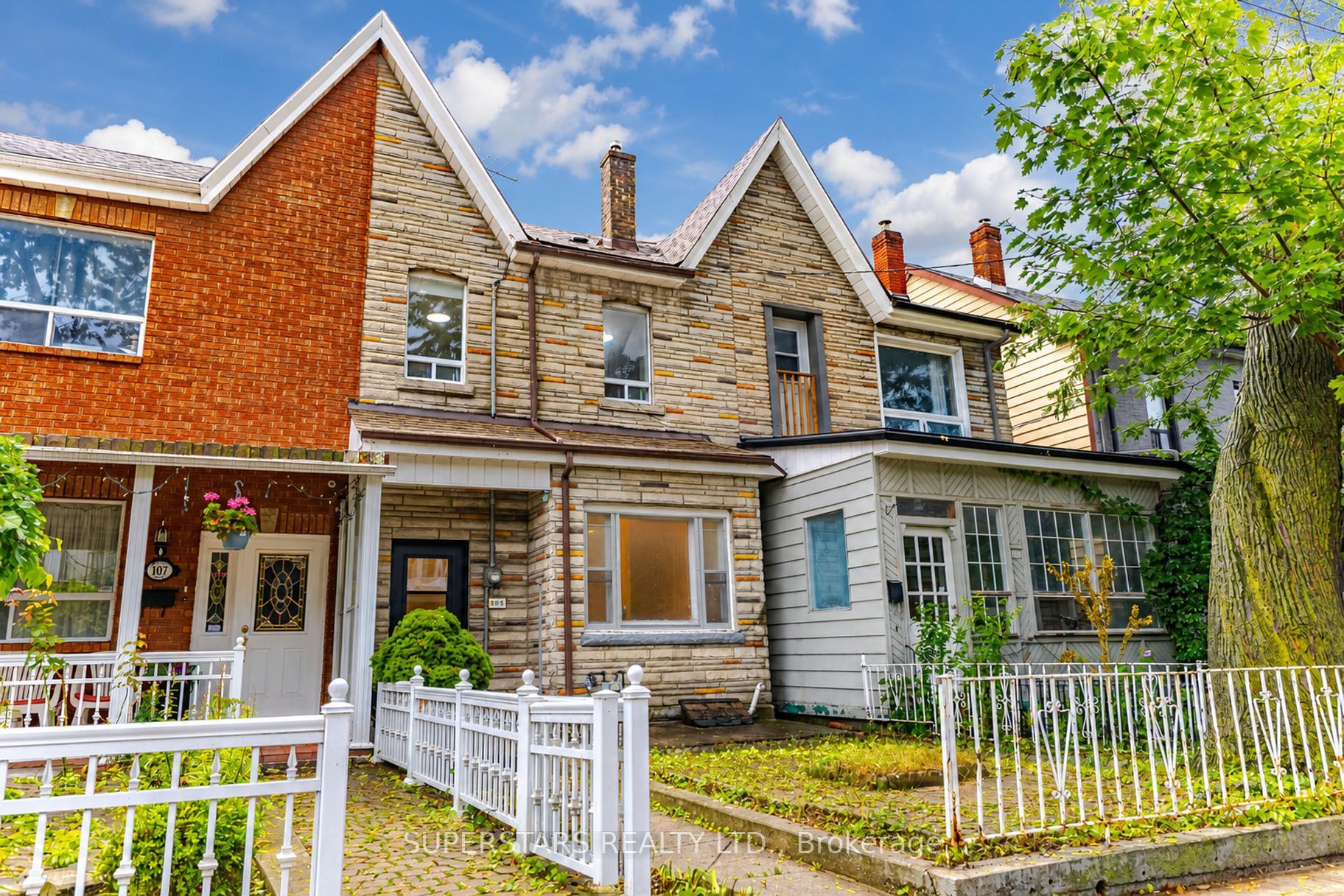 105 Bellwoods Avenue, Toronto, ON M6J 3N4 photo 2