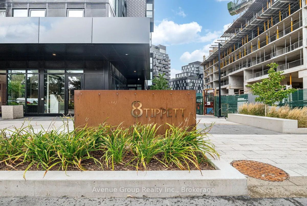 8 Tippett Road 616, Toronto, ON M3H 0E7 photo 2