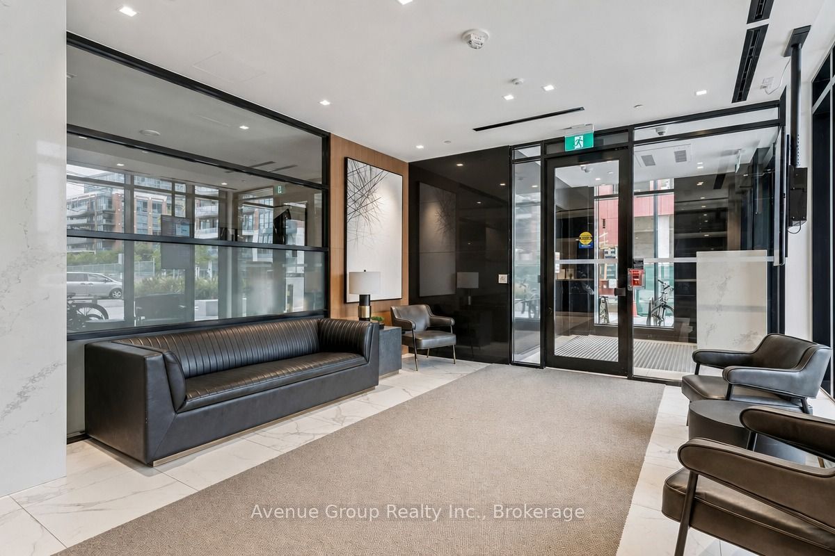 8 Tippett Road 616, Toronto, ON M3H 0E7 photo 3