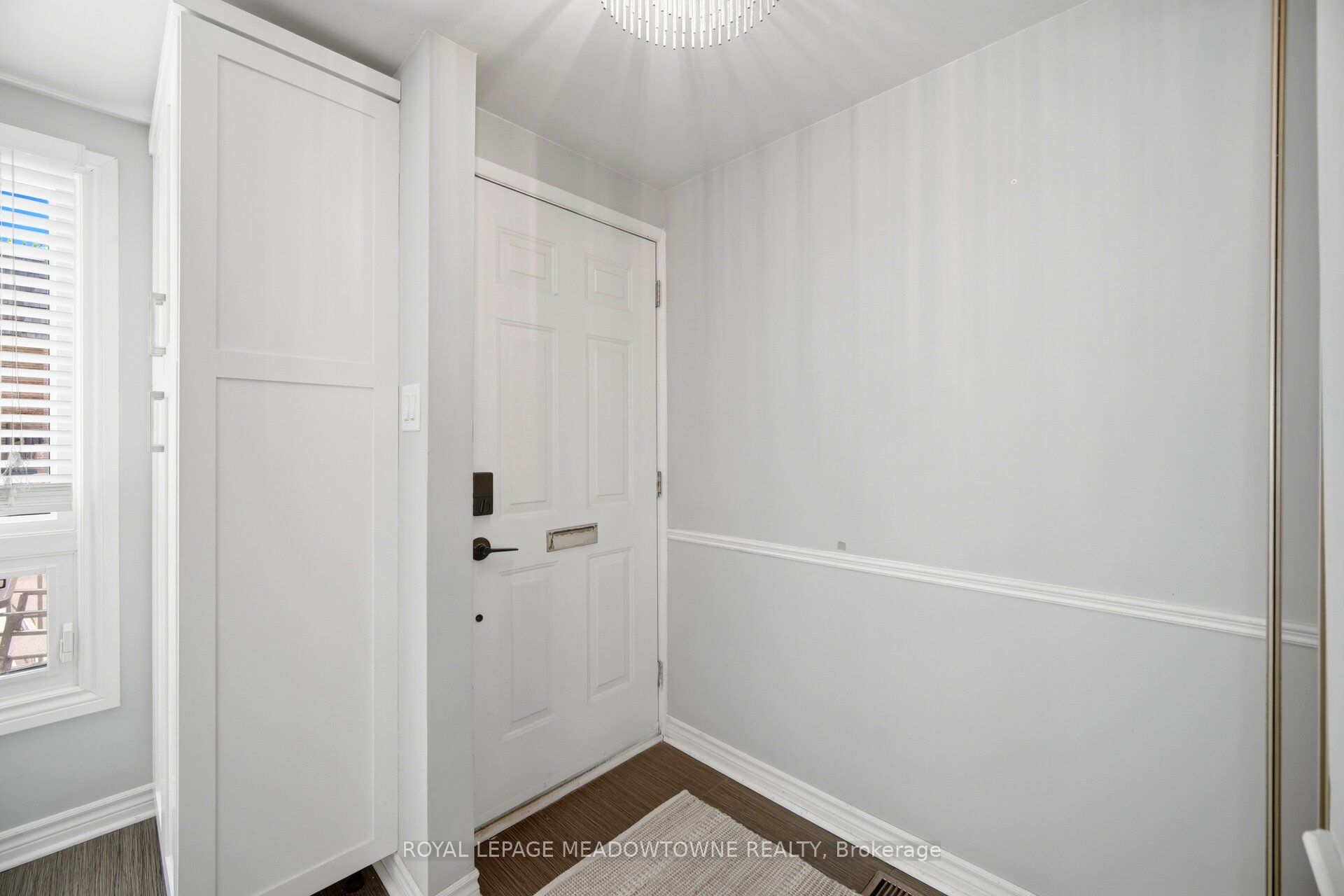 16 Dutch Myrtle Way, Toronto, ON M3B 3K8 photo 5